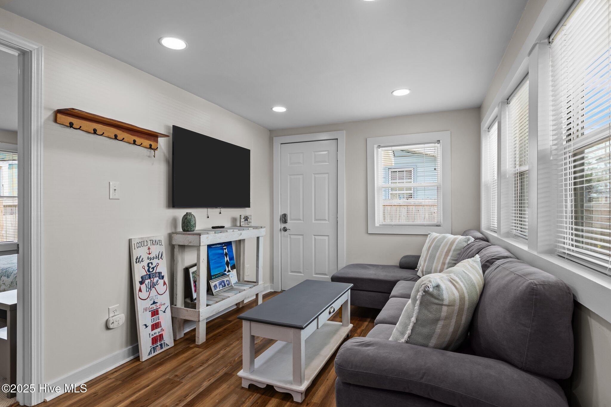 717 Cedar Street, 1/2