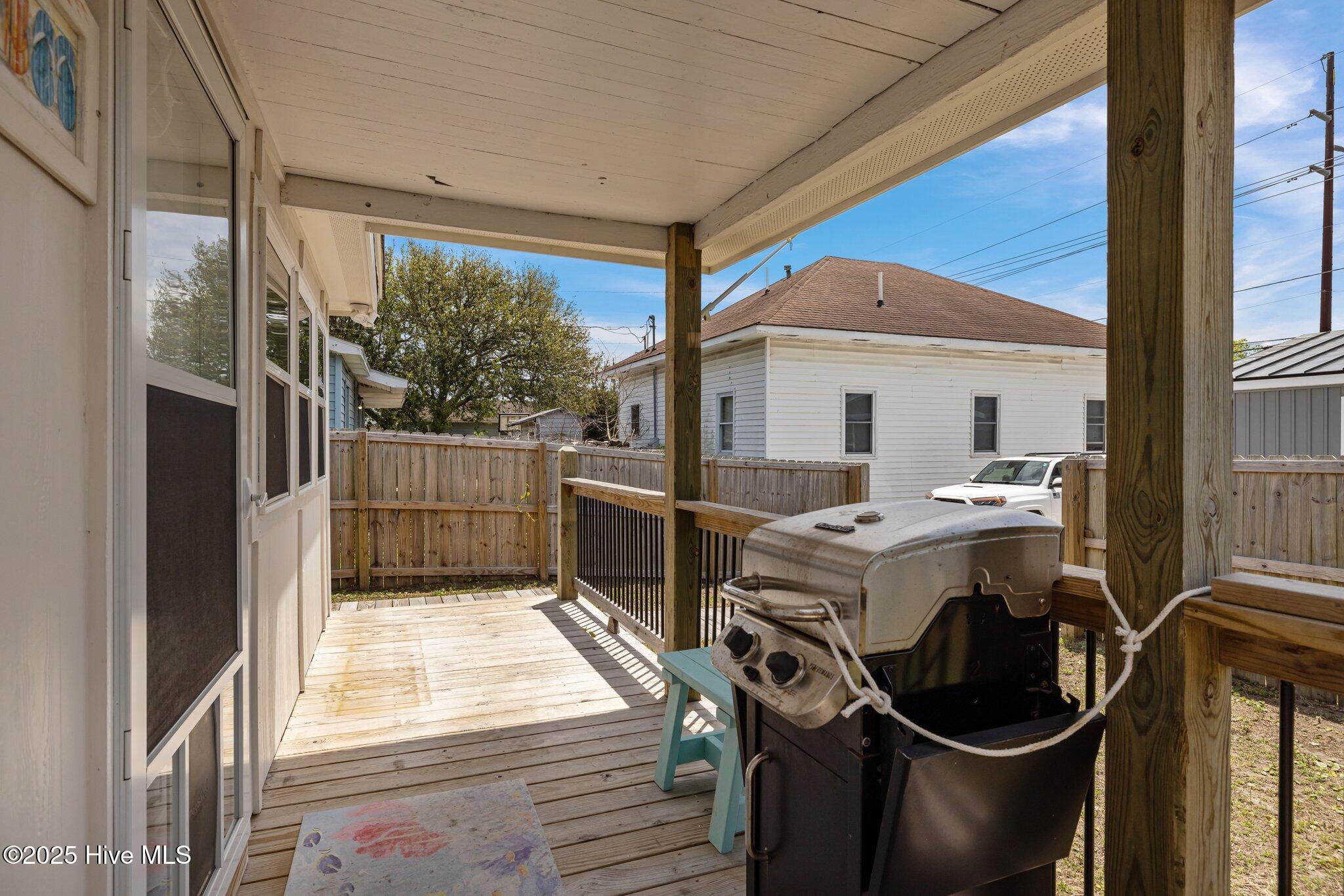 717 Cedar Street, 1/2