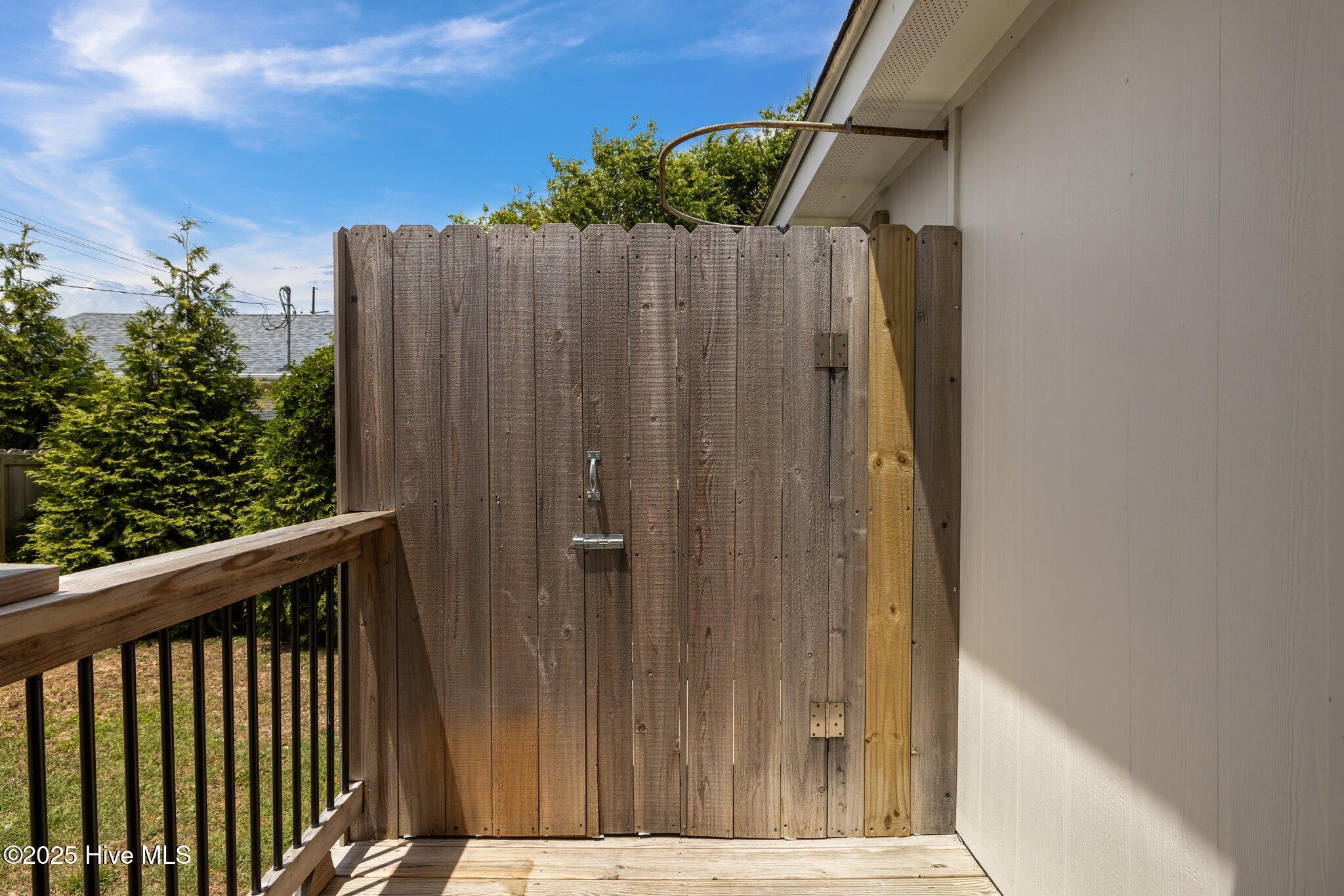 717 Cedar Street, 1/2