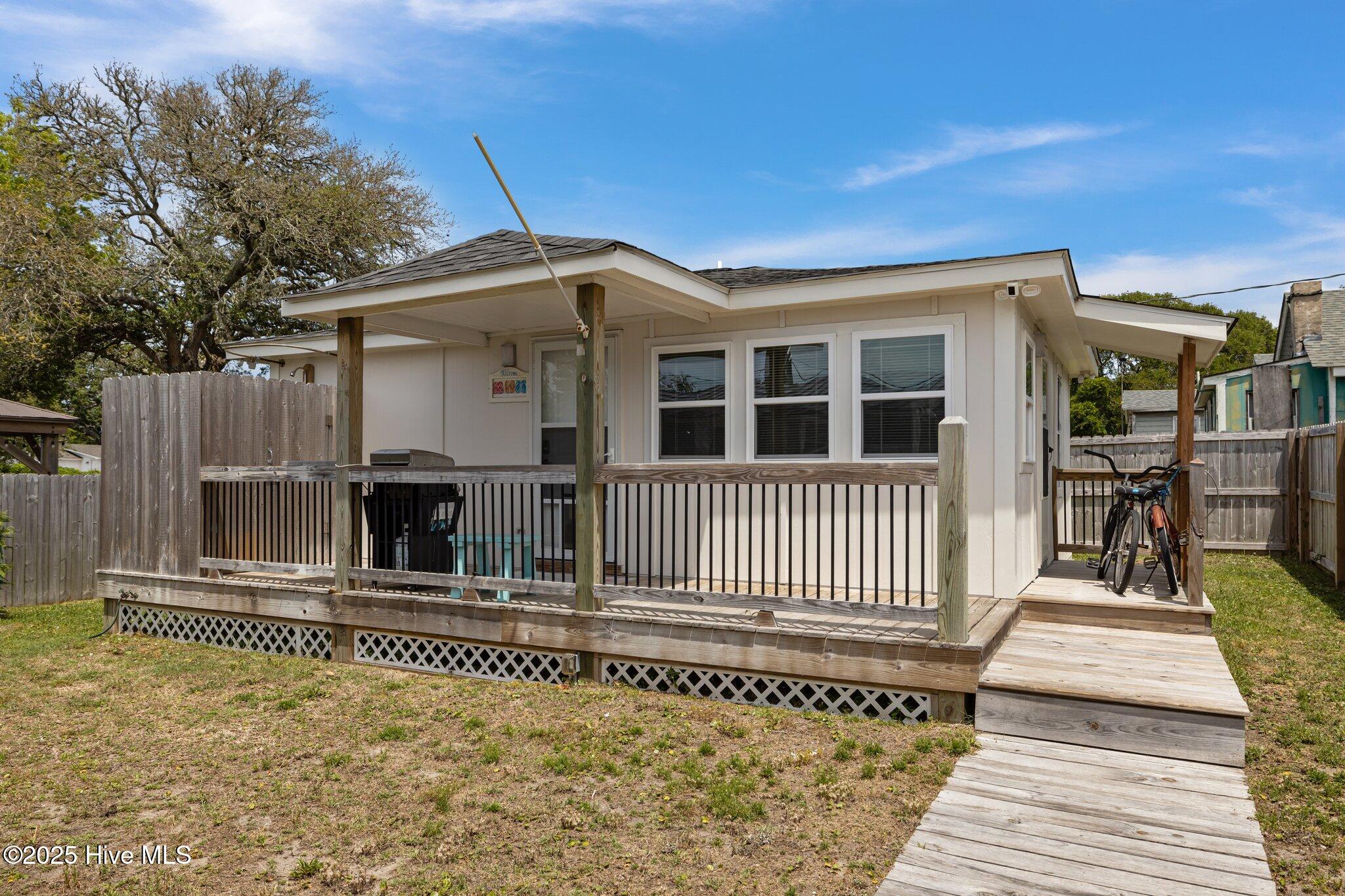 717 Cedar Street, 1/2