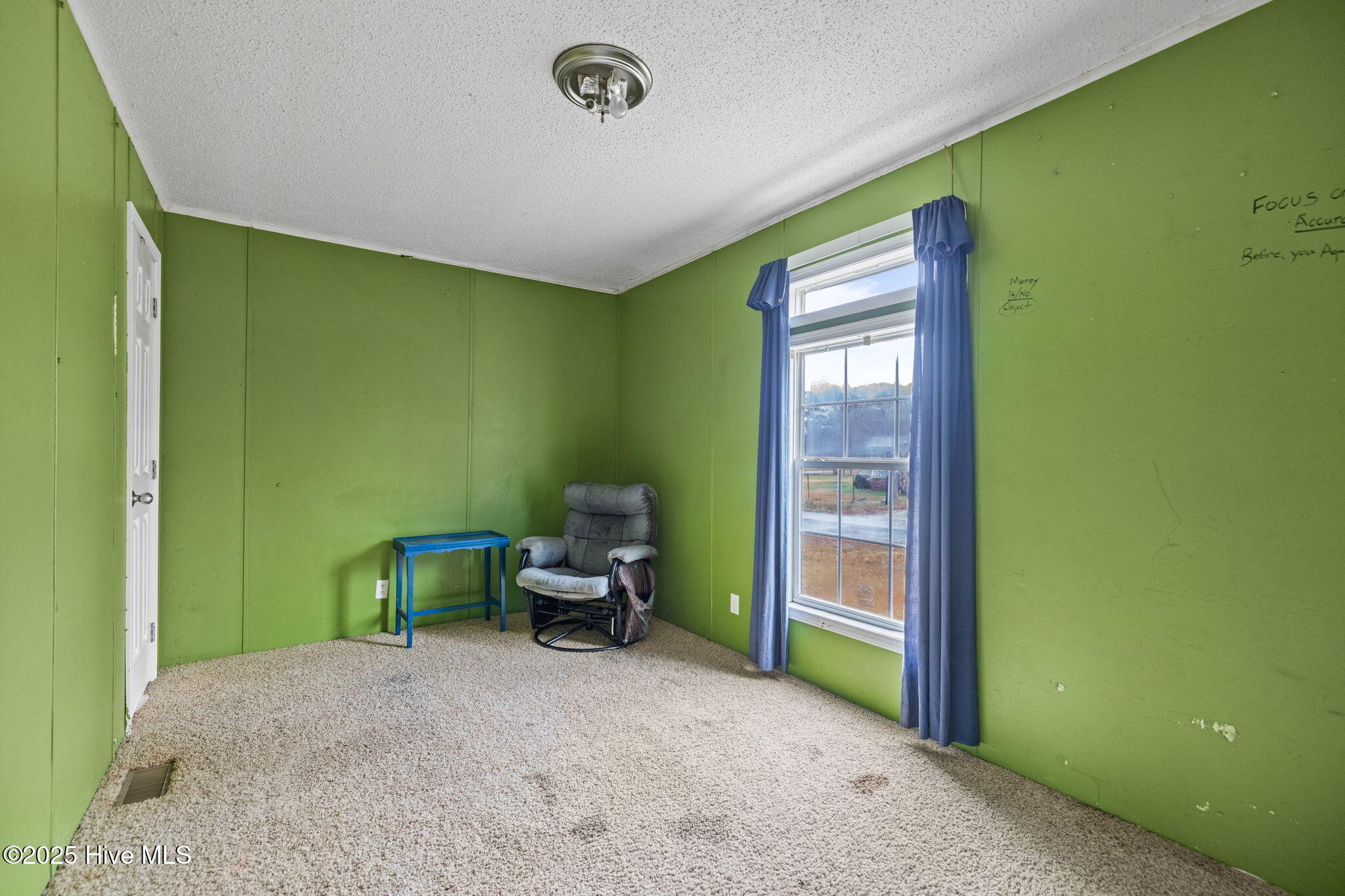 143 Zacchaeus Avenue