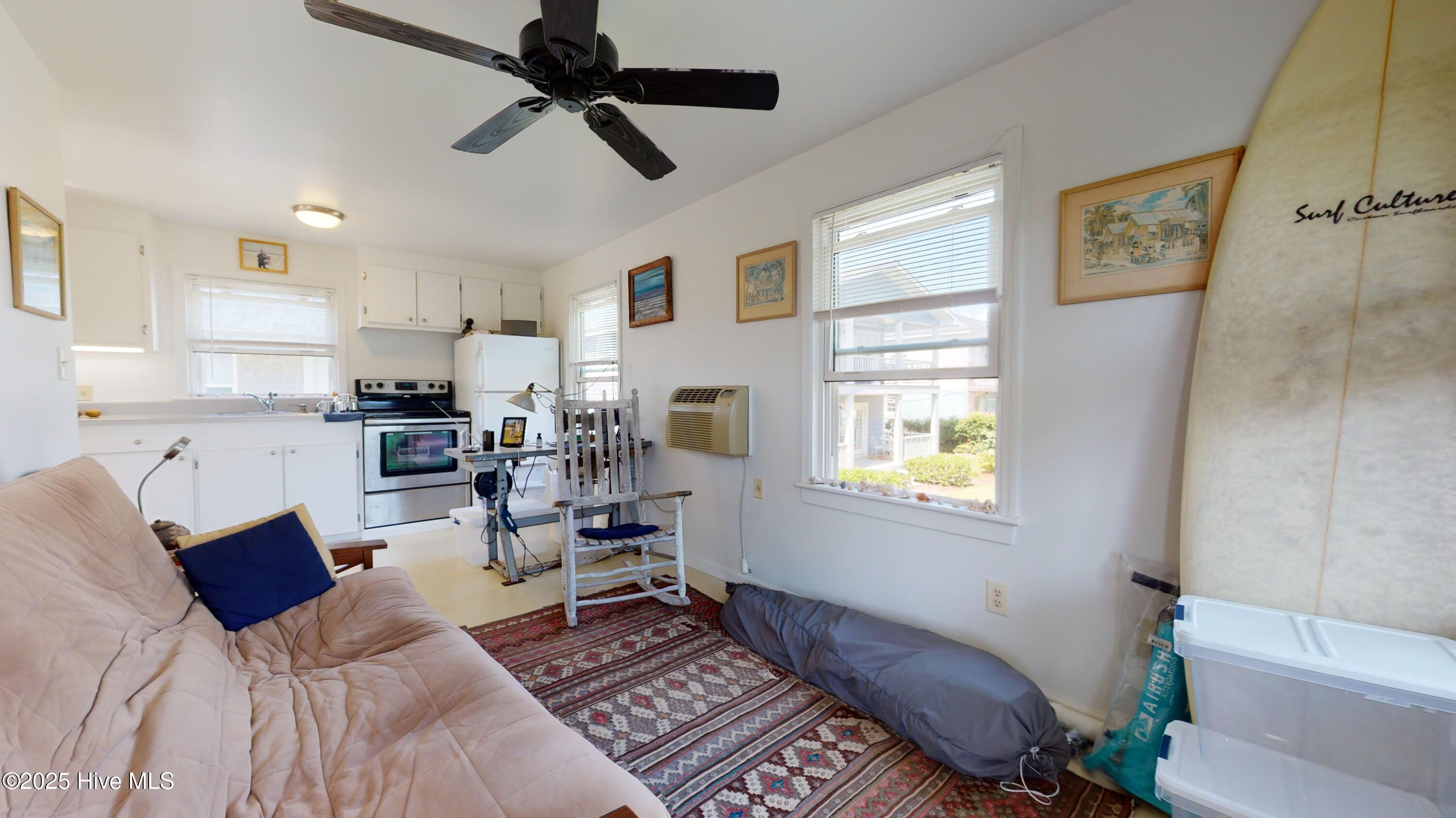 404 E Terminal Boulevard