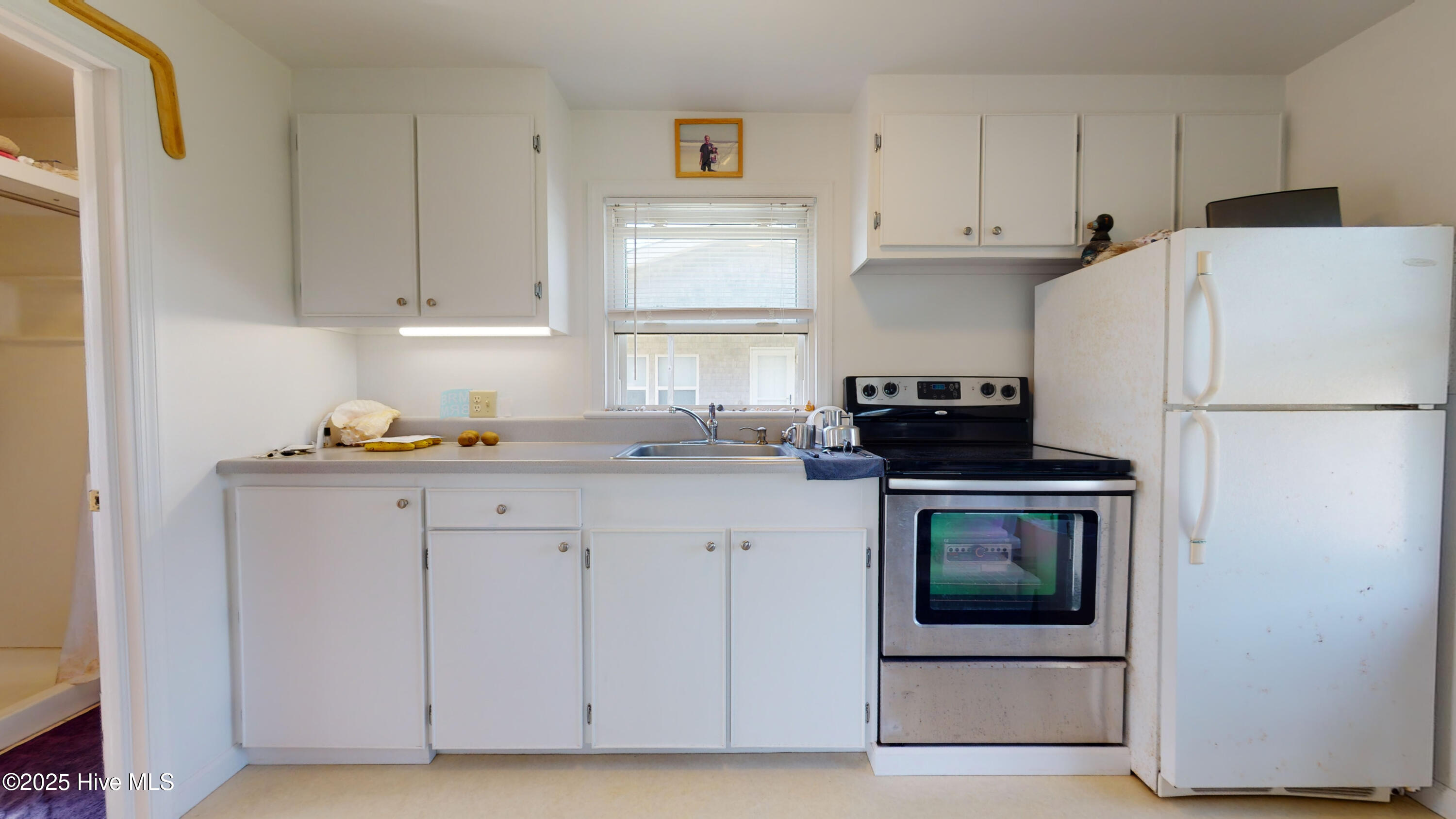 404 E Terminal Boulevard