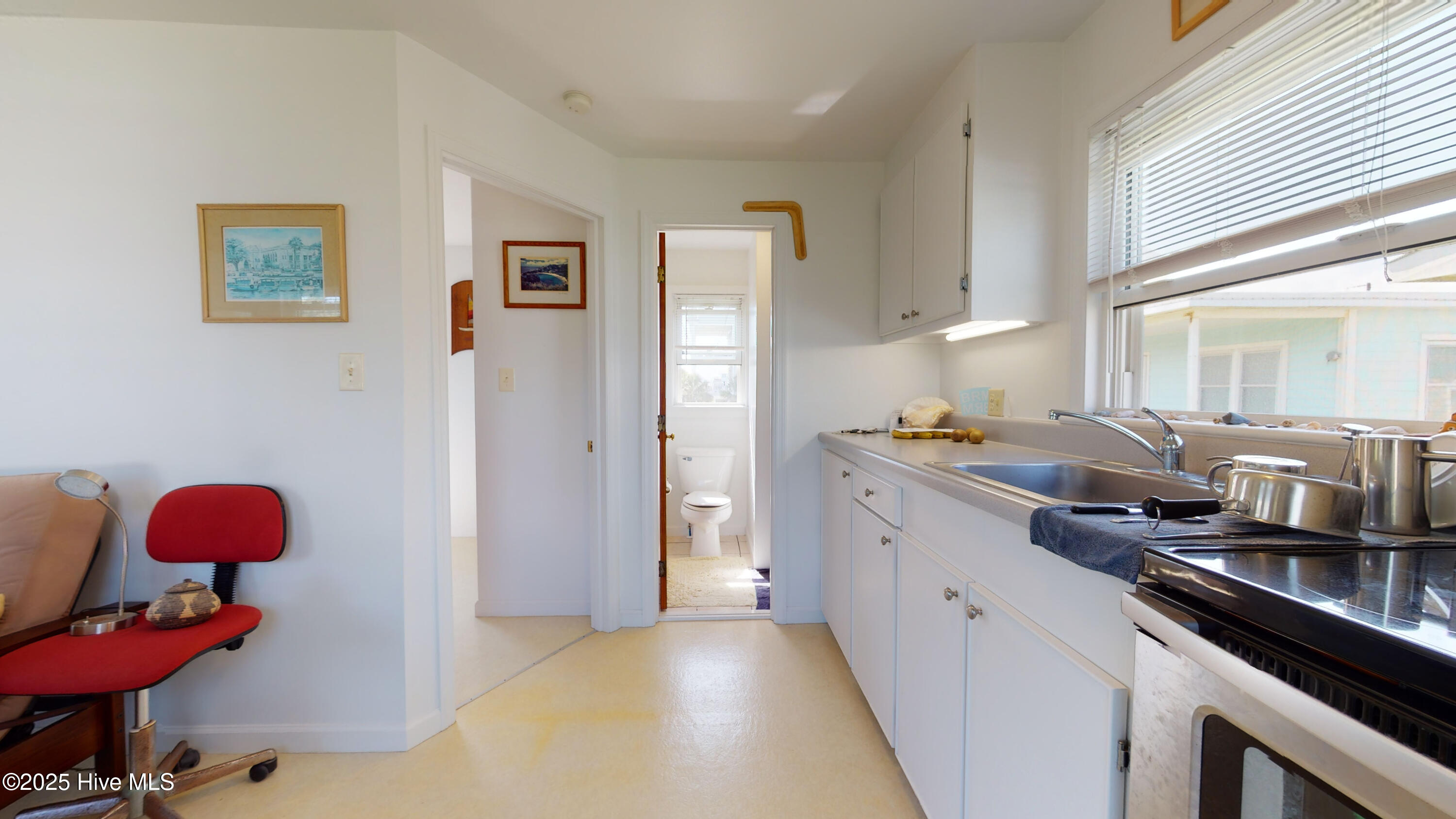 404 E Terminal Boulevard