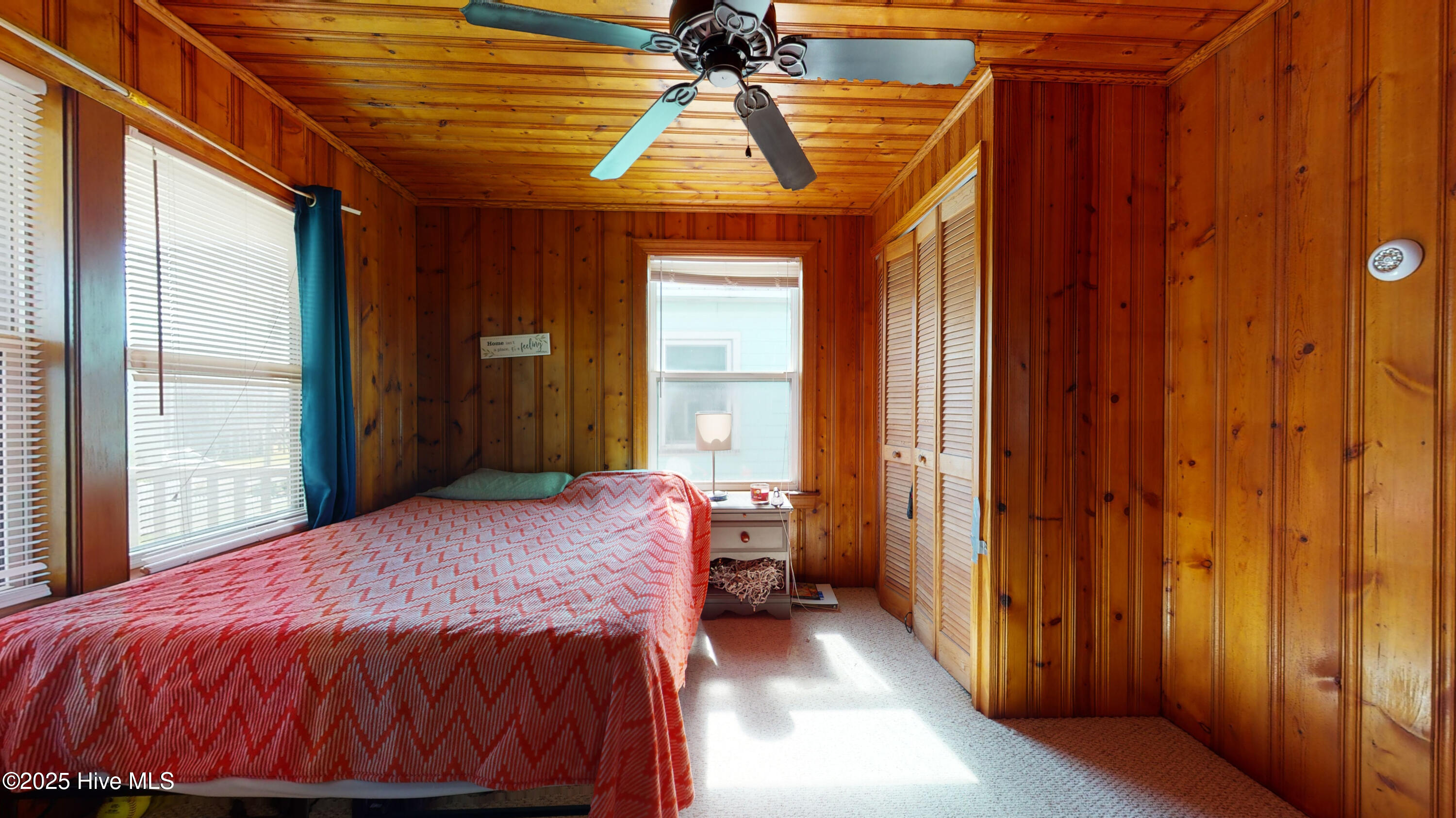 404 E Terminal Boulevard