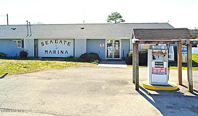 107 Tradewinds Road