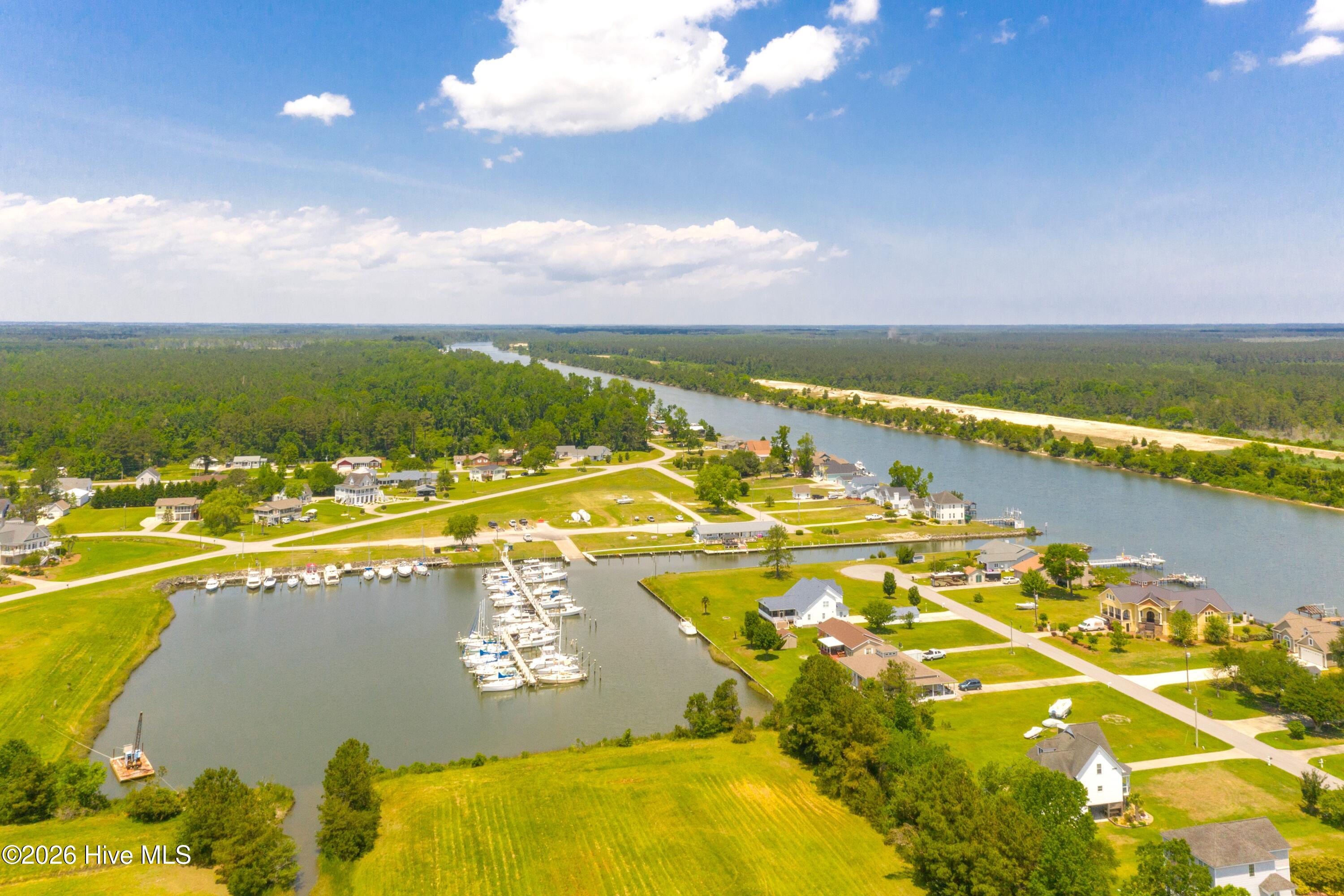 107 Tradewinds Road