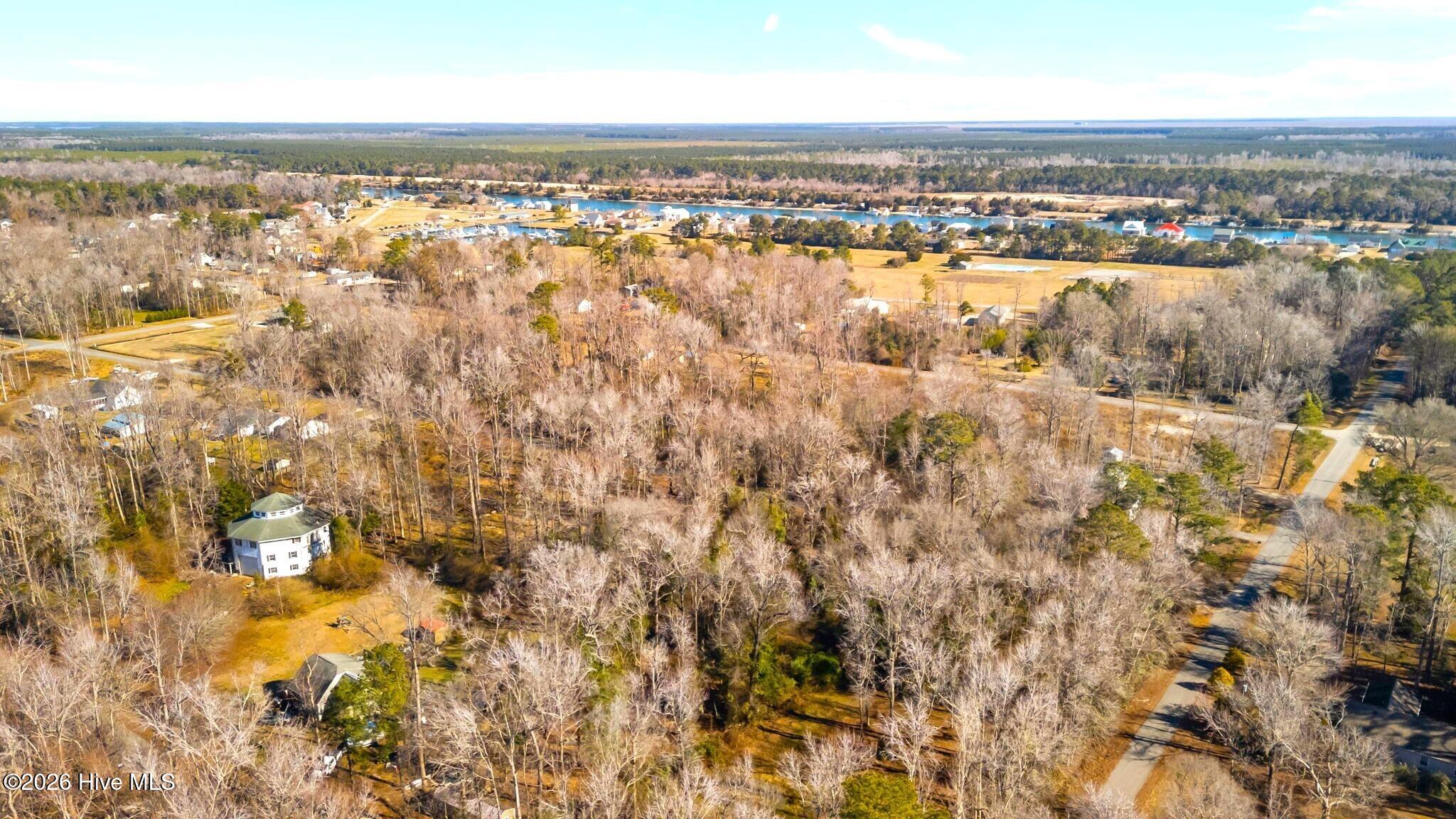 107 Tradewinds Road