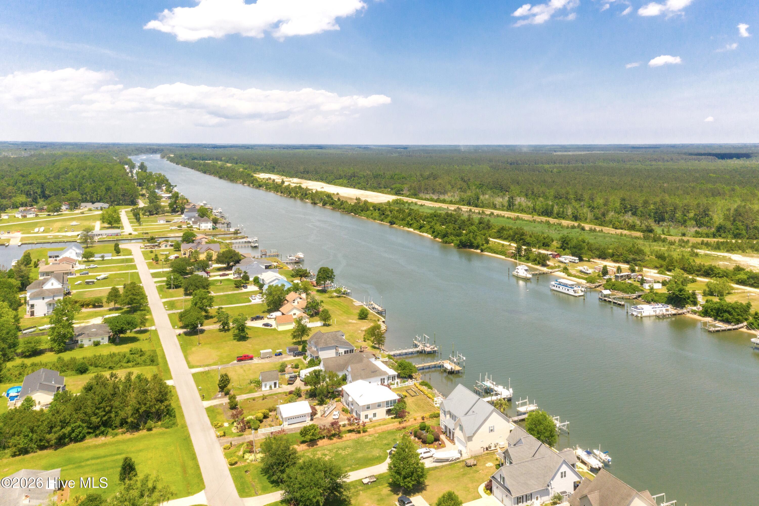 107 Tradewinds Road