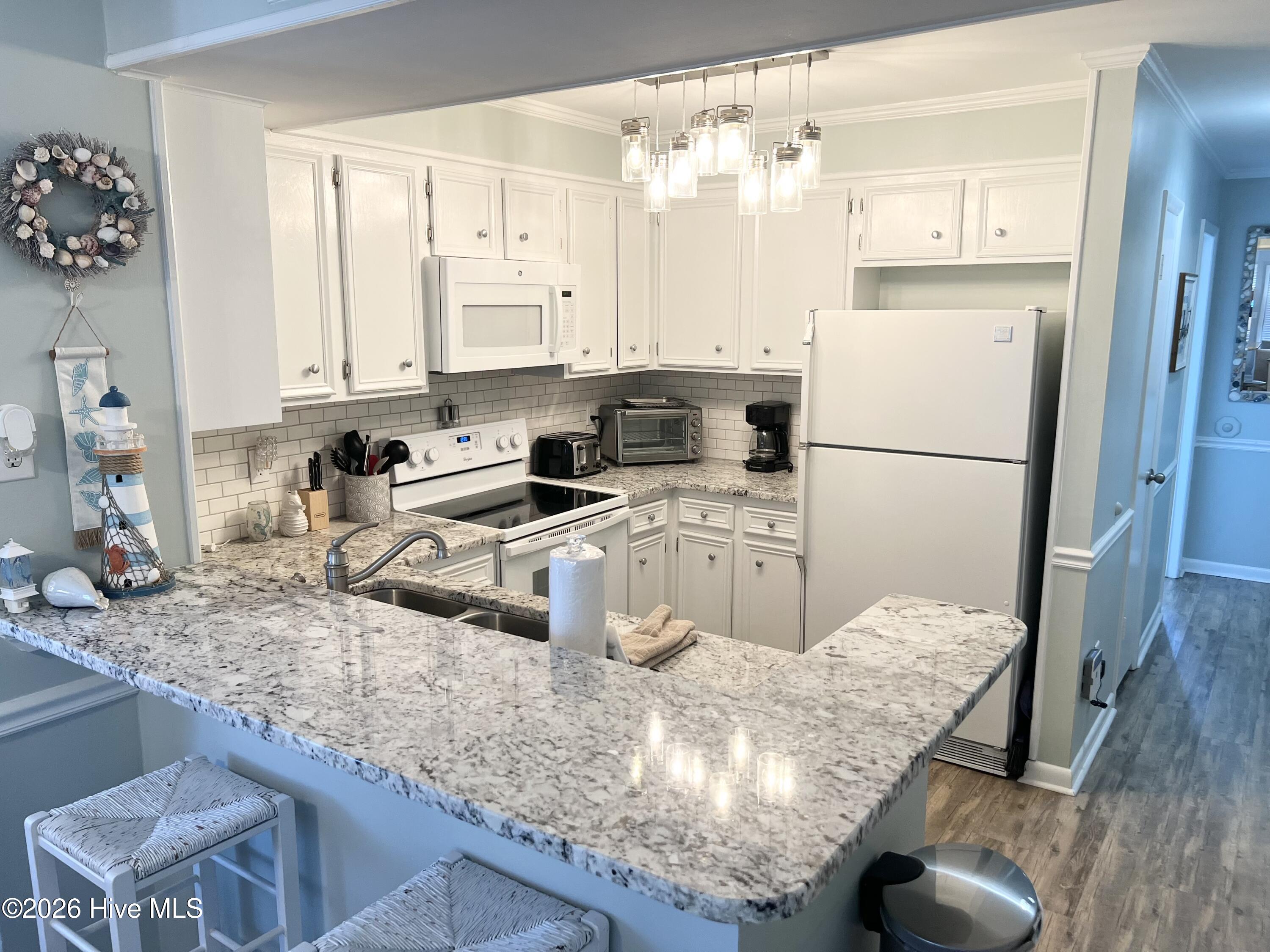 2304 W Ft Macon Road H115