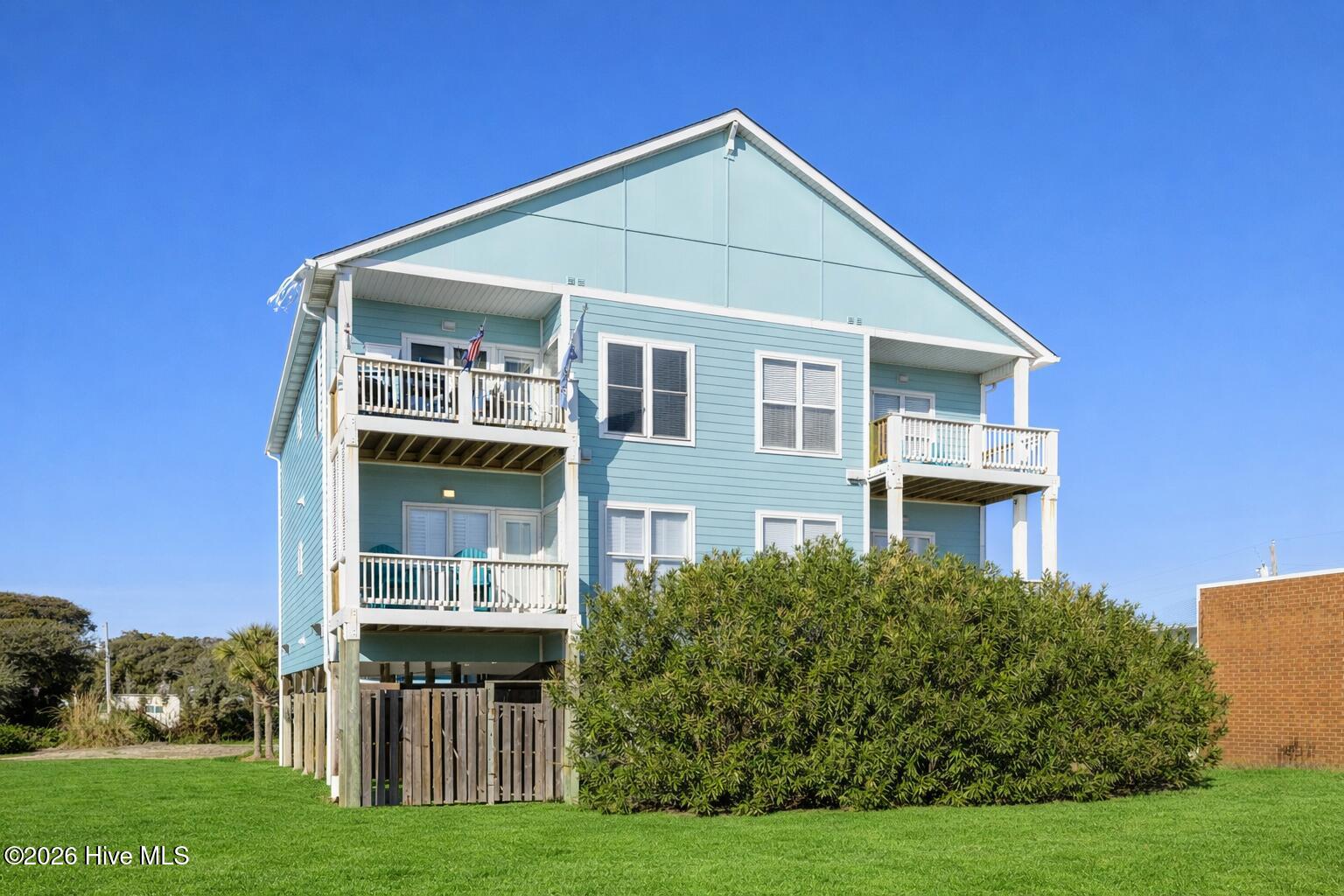 107 Beachwood Drive 2b