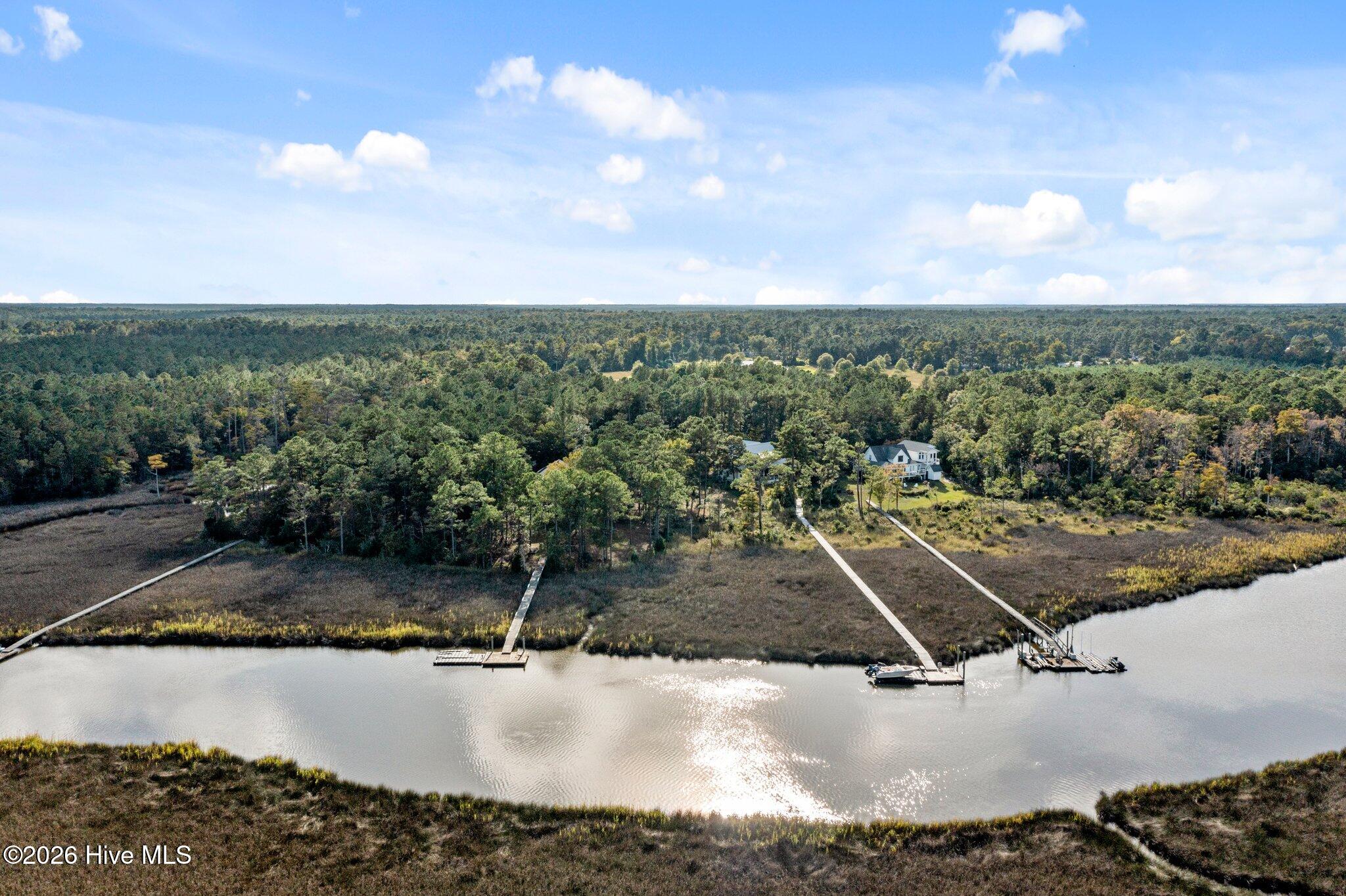 106 Neusiok Drive