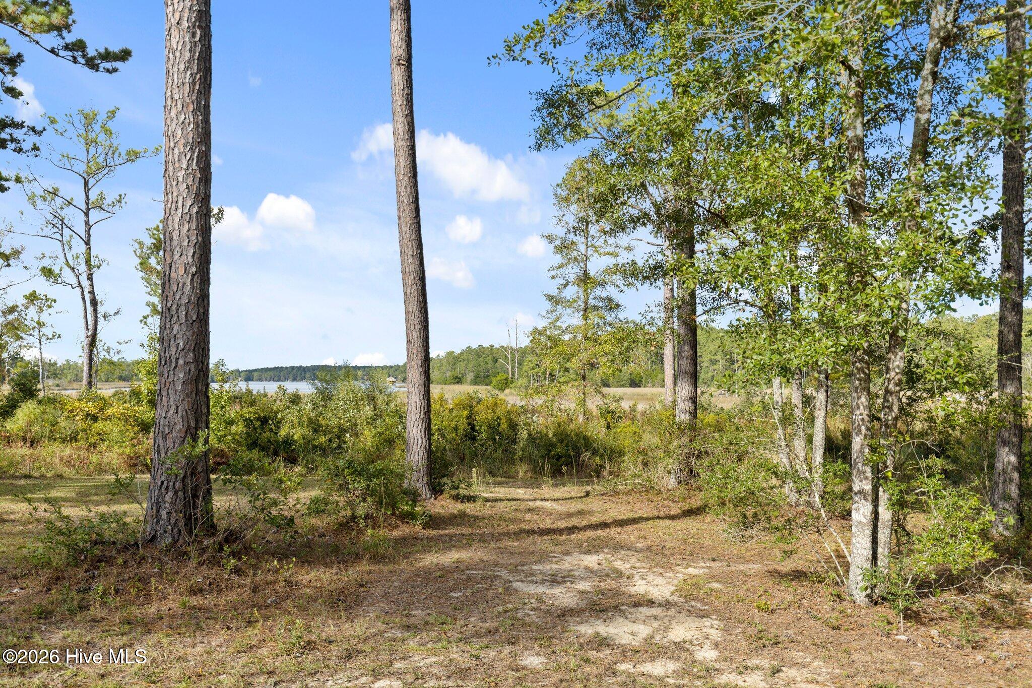 106 Neusiok Drive
