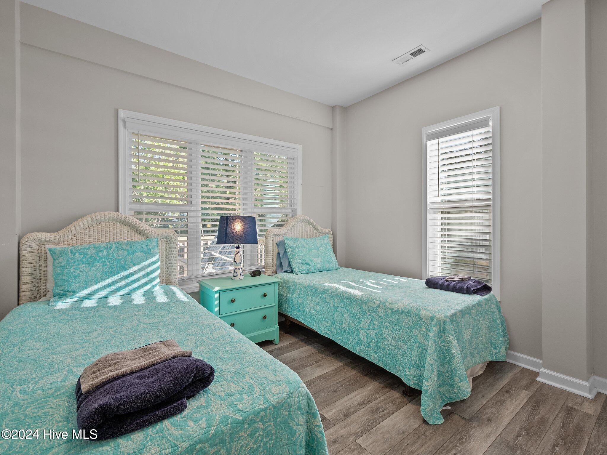 2610 Emerald Drive