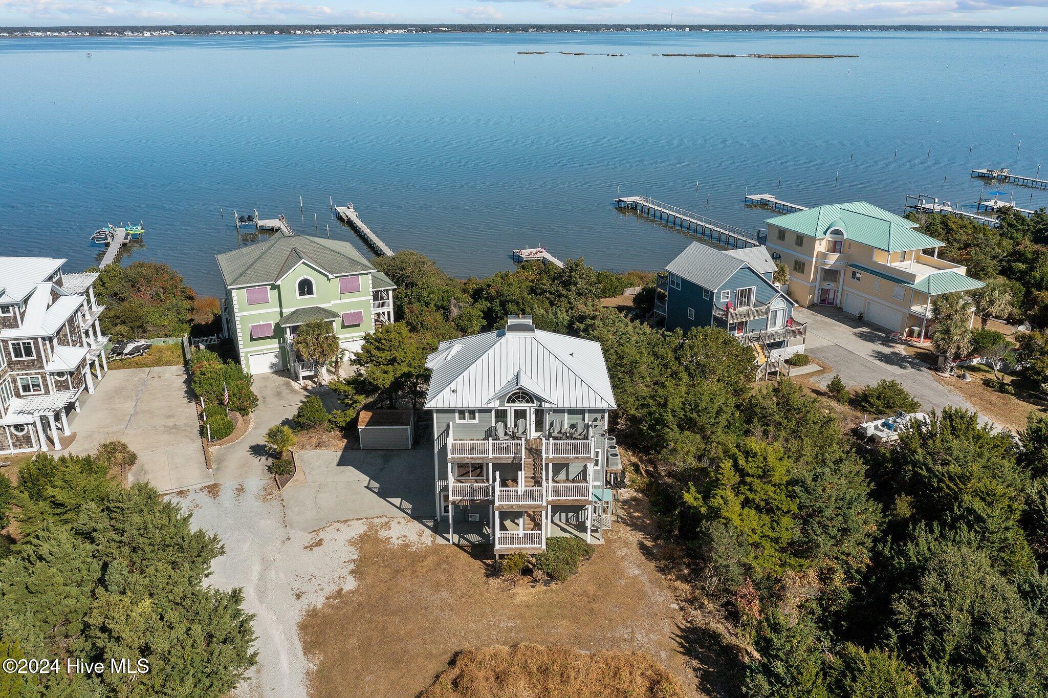 2610 Emerald Drive