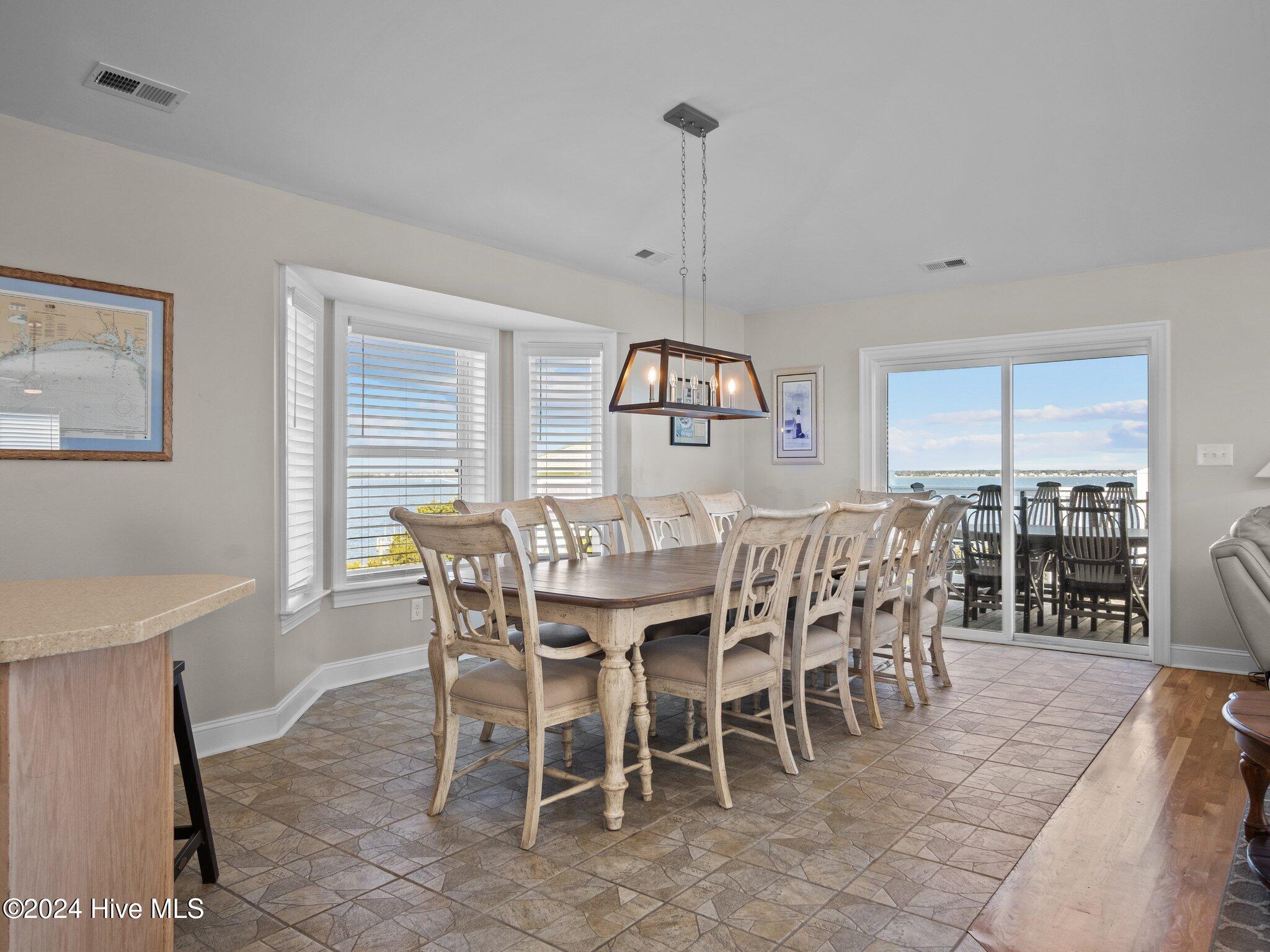 2610 Emerald Drive