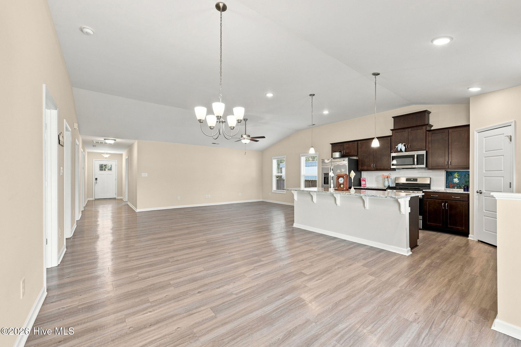 621 W Beaufort Road