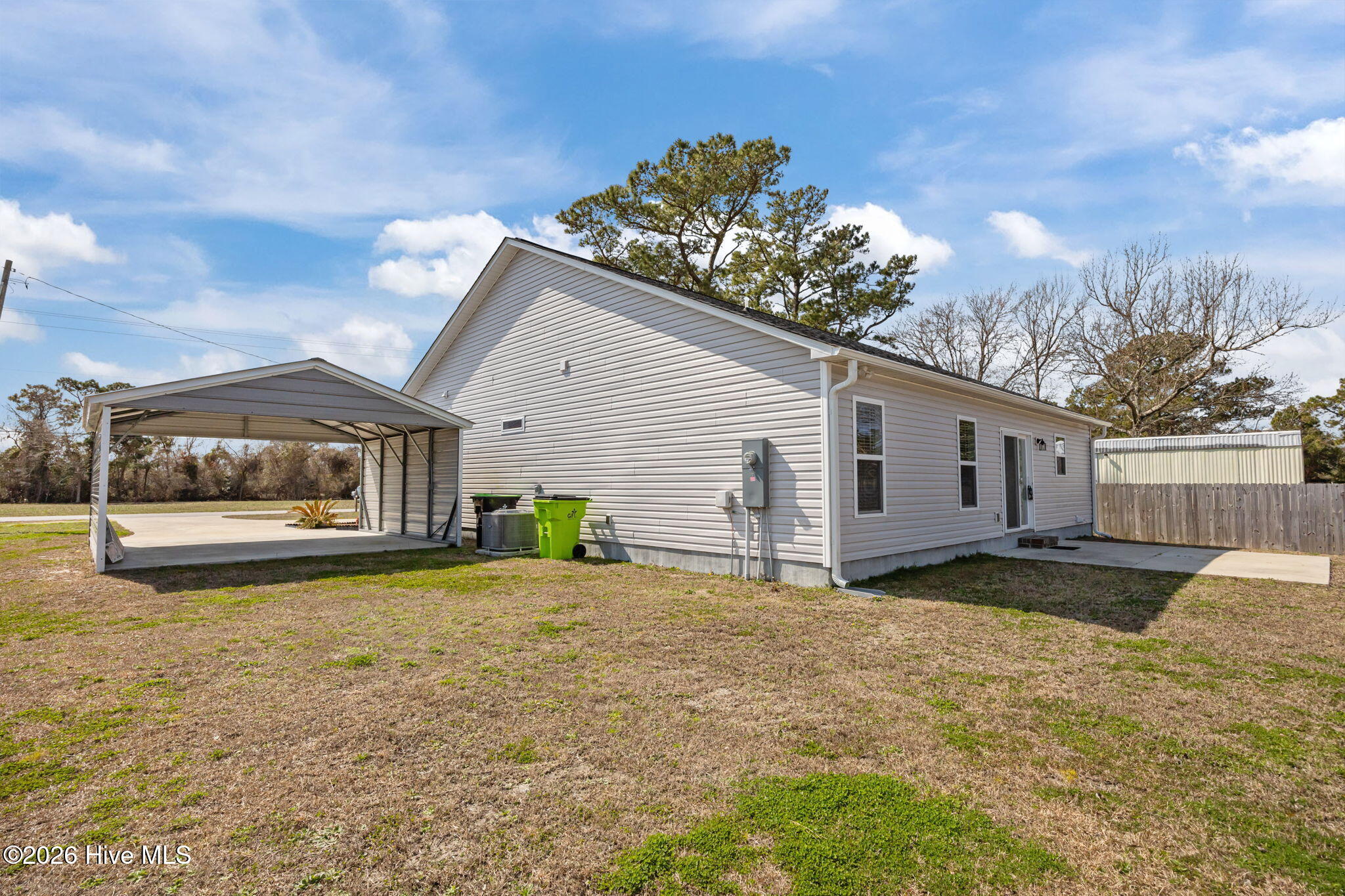 621 W Beaufort Road