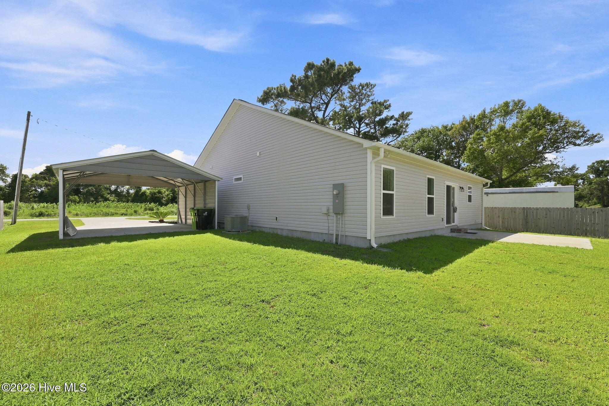 621 W Beaufort Road