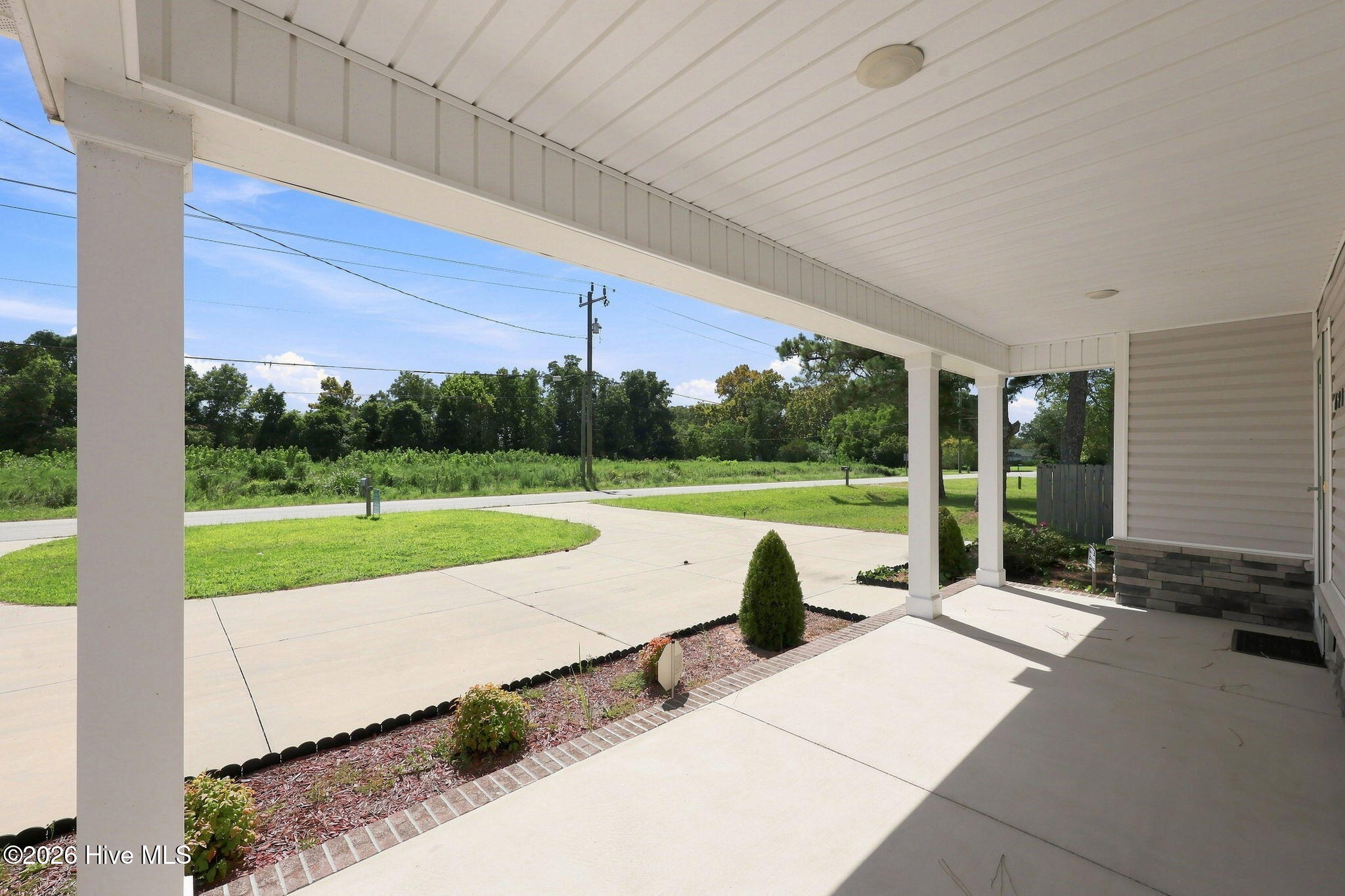 621 W Beaufort Road