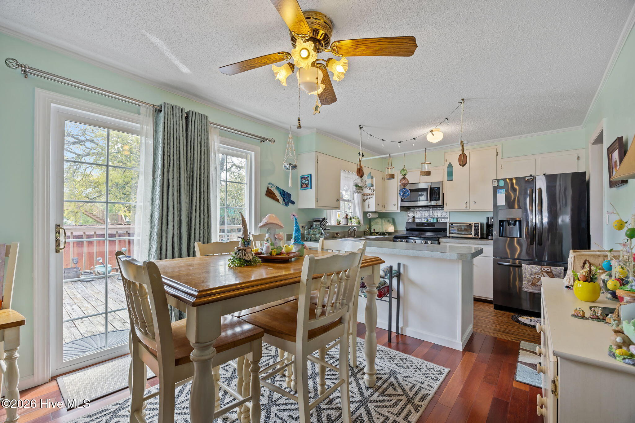 458 Bayview Drive