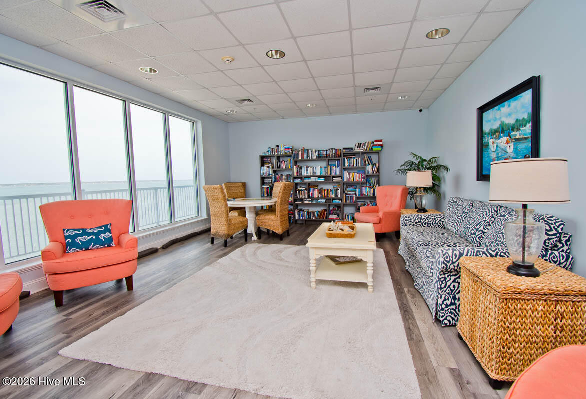 1550 Salter Path Road 409