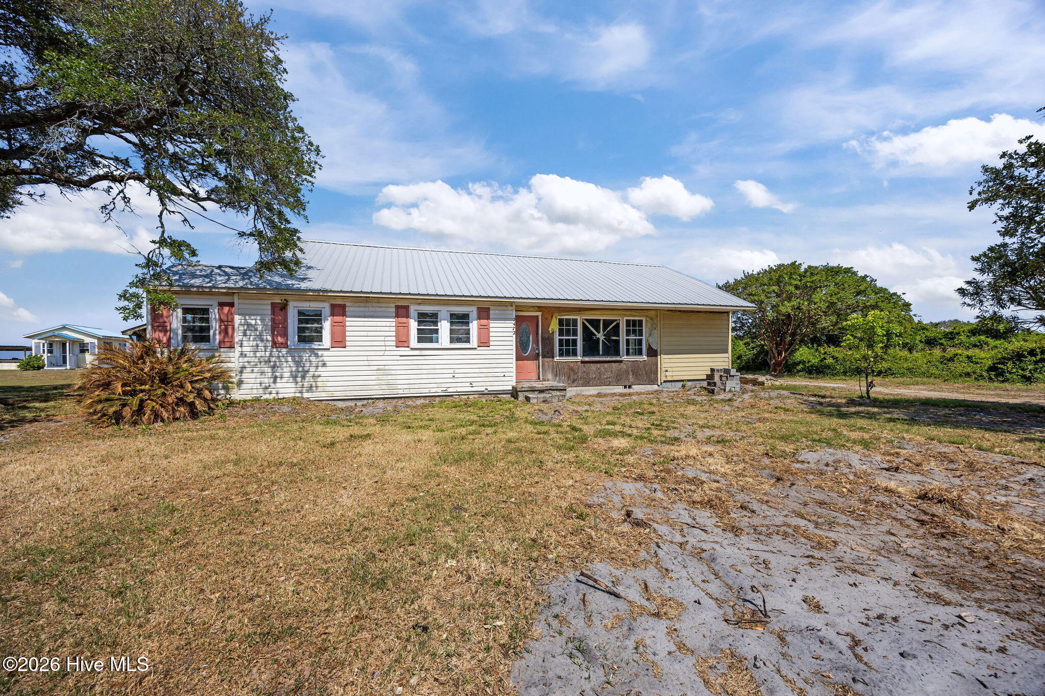2472 Cedar Island Road