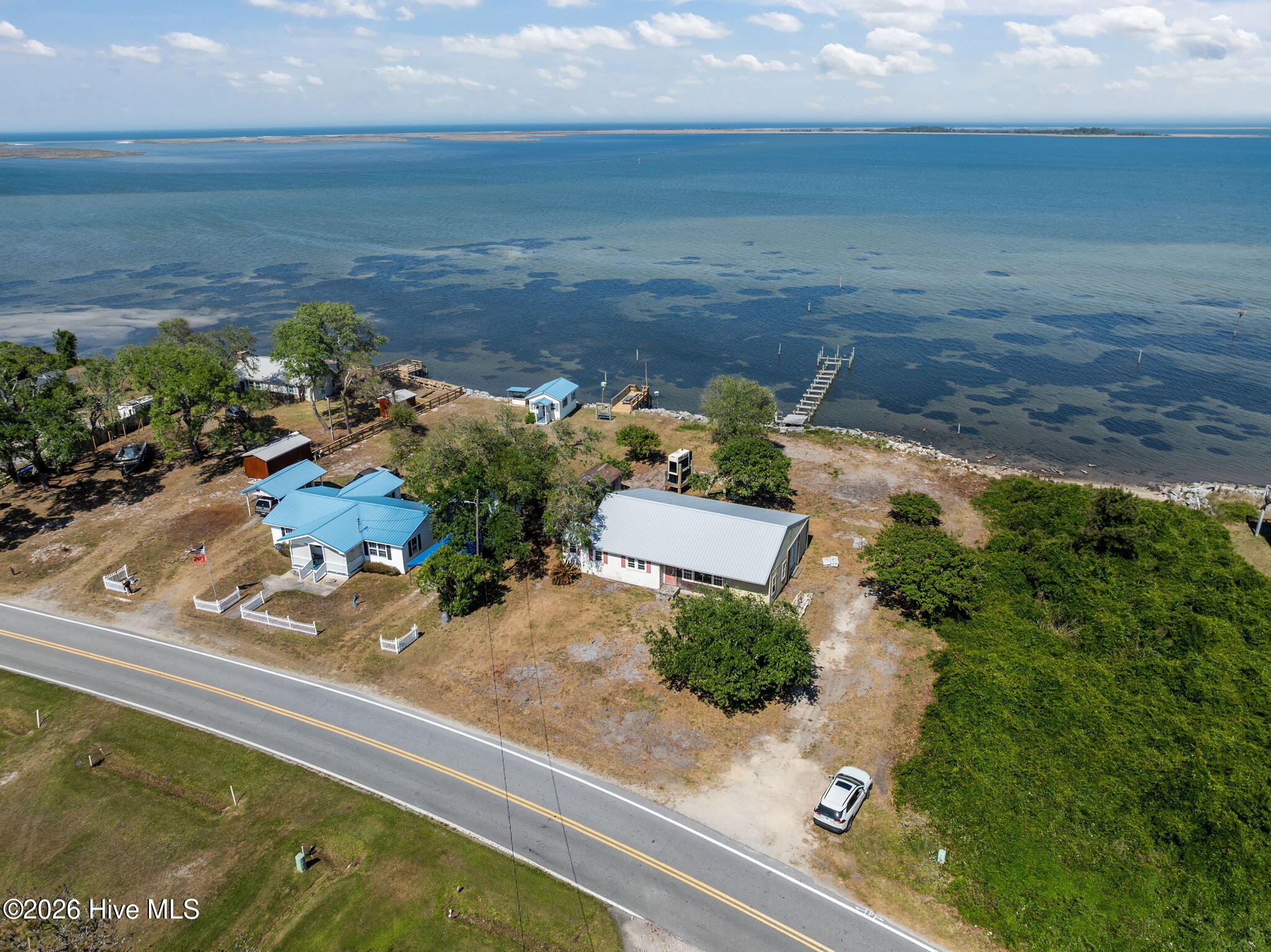 2472 Cedar Island Road