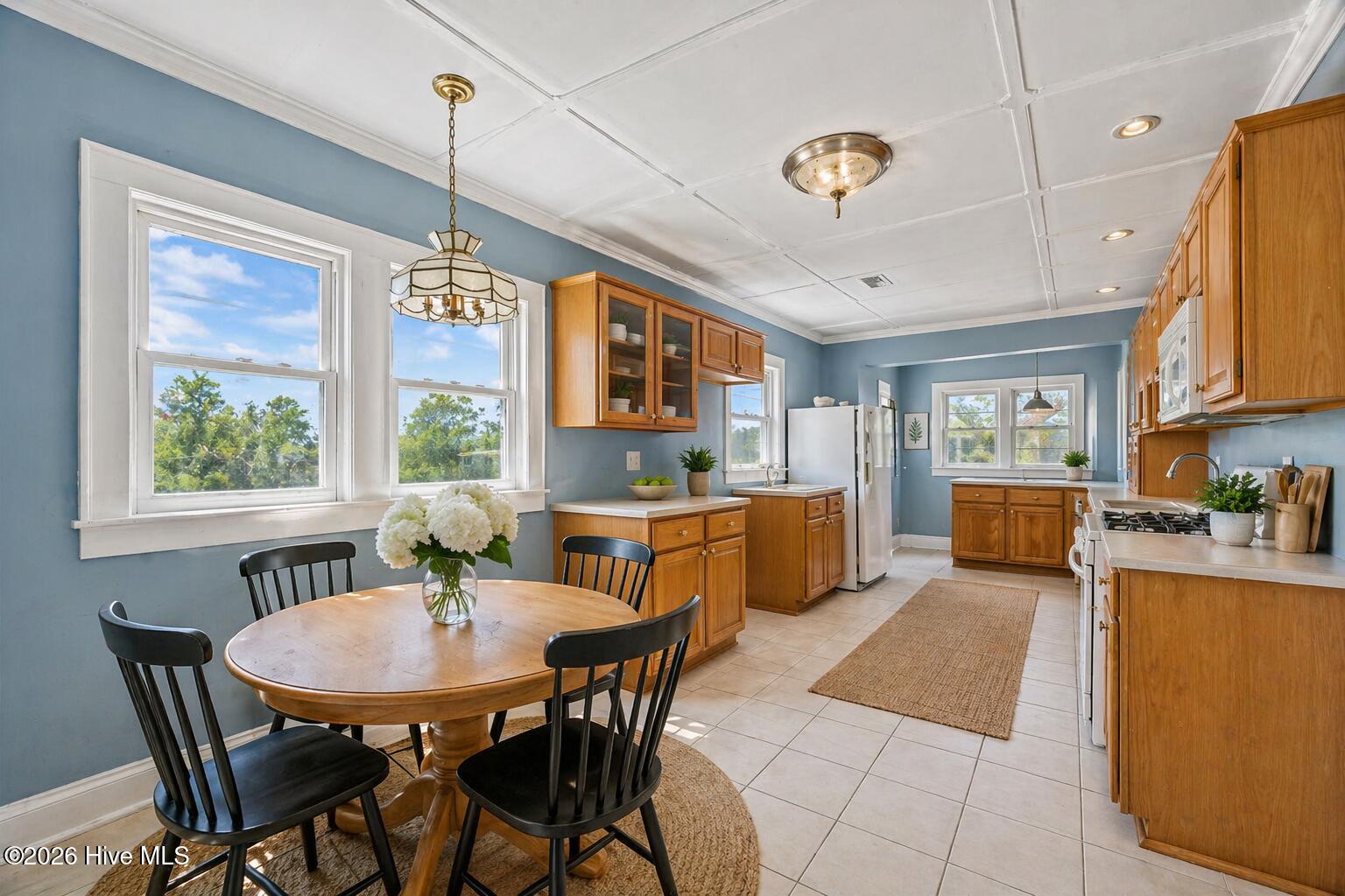 2472 Cedar Island Road