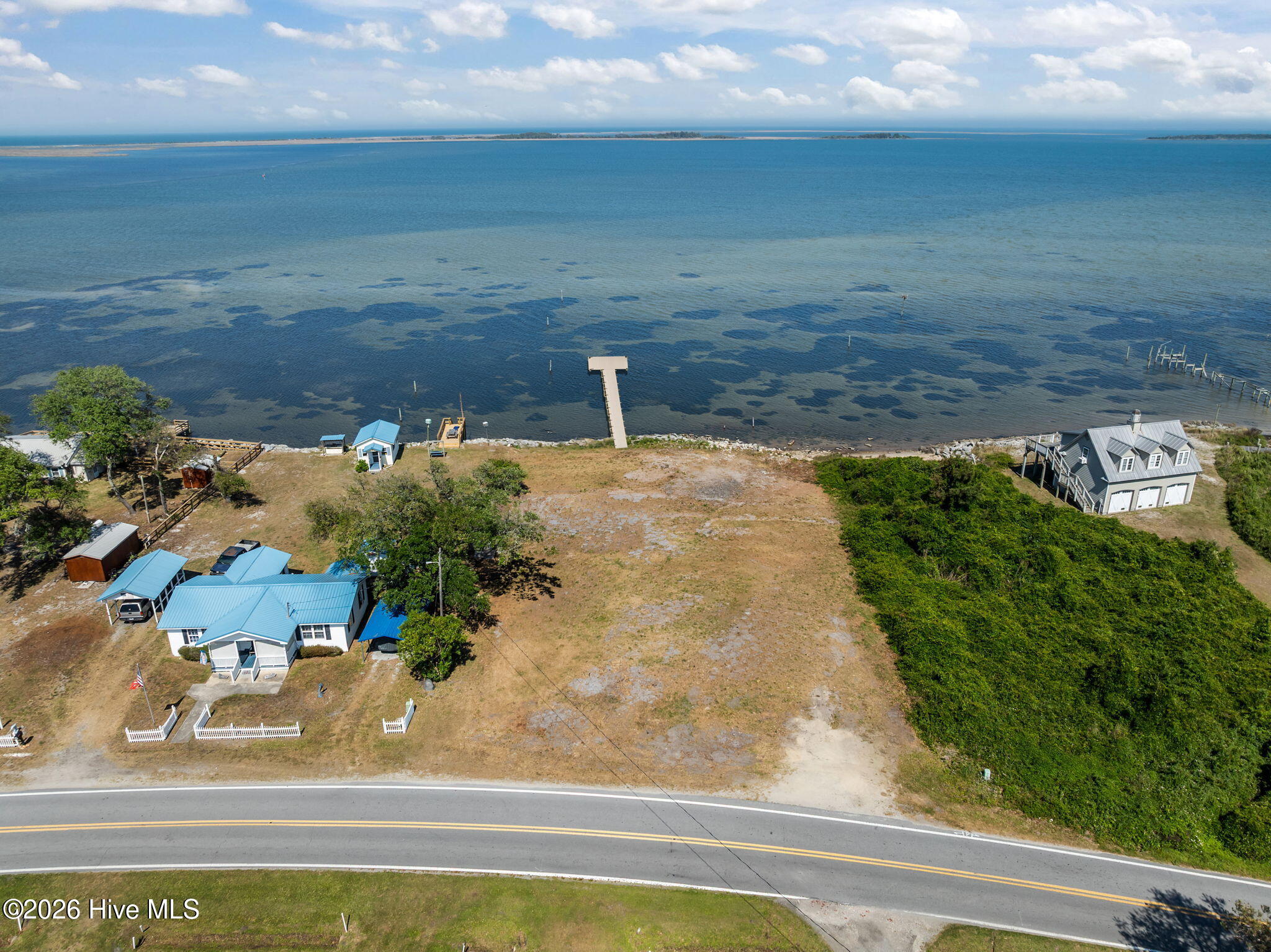 2472 Cedar Island Road