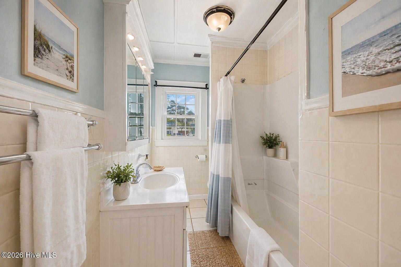 2472 Cedar Island Road