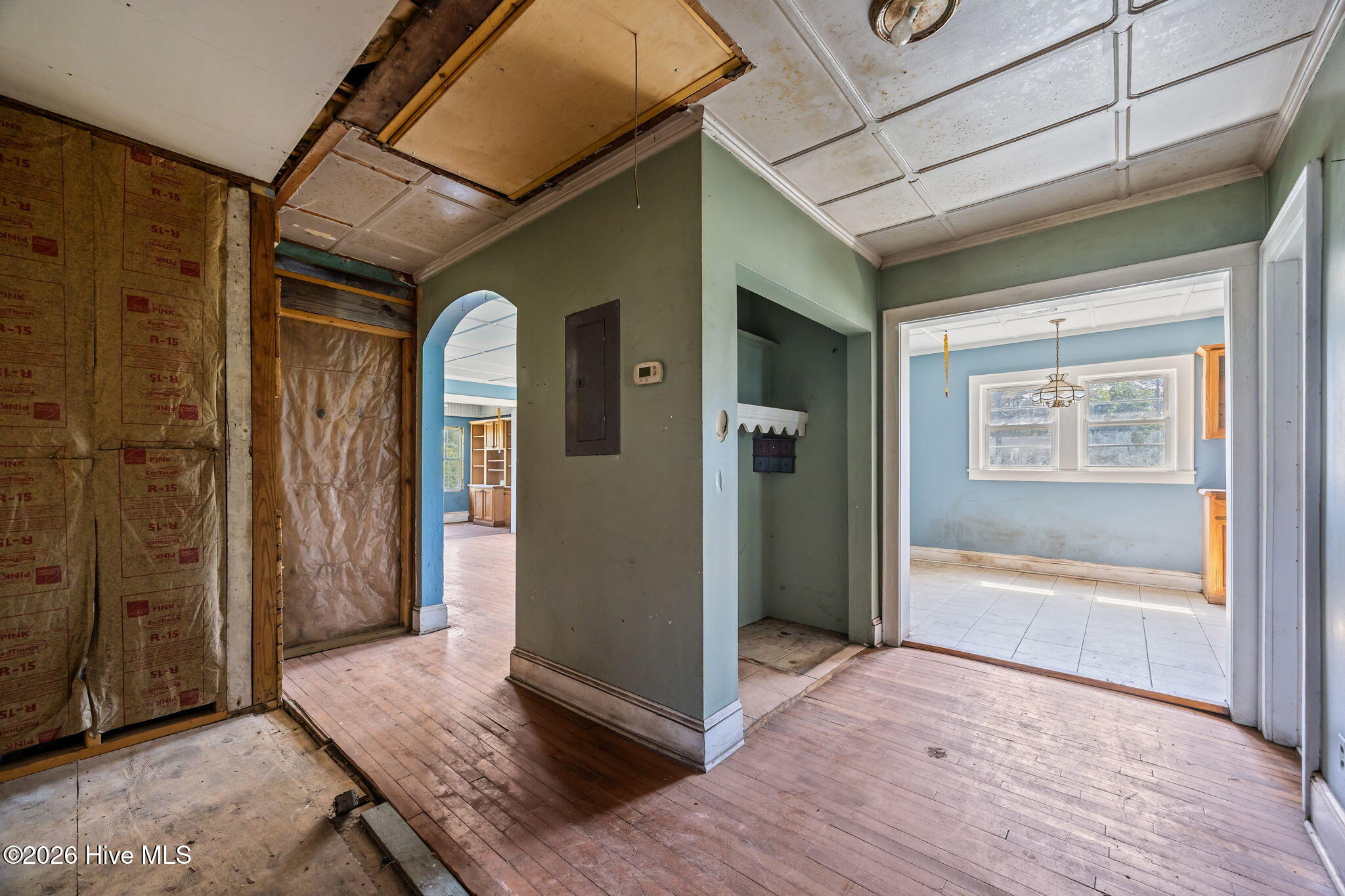 2472 Cedar Island Road