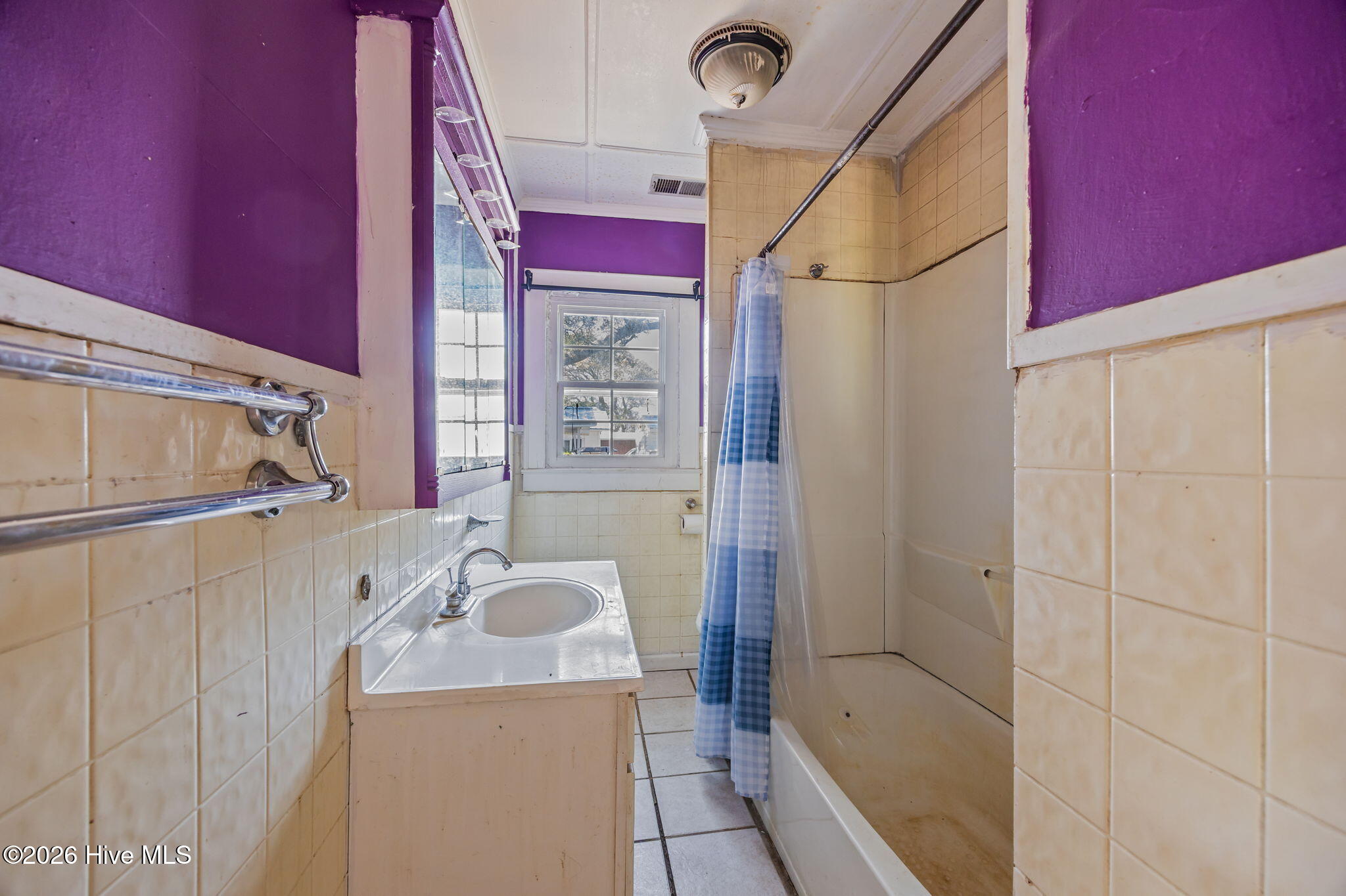 2472 Cedar Island Road