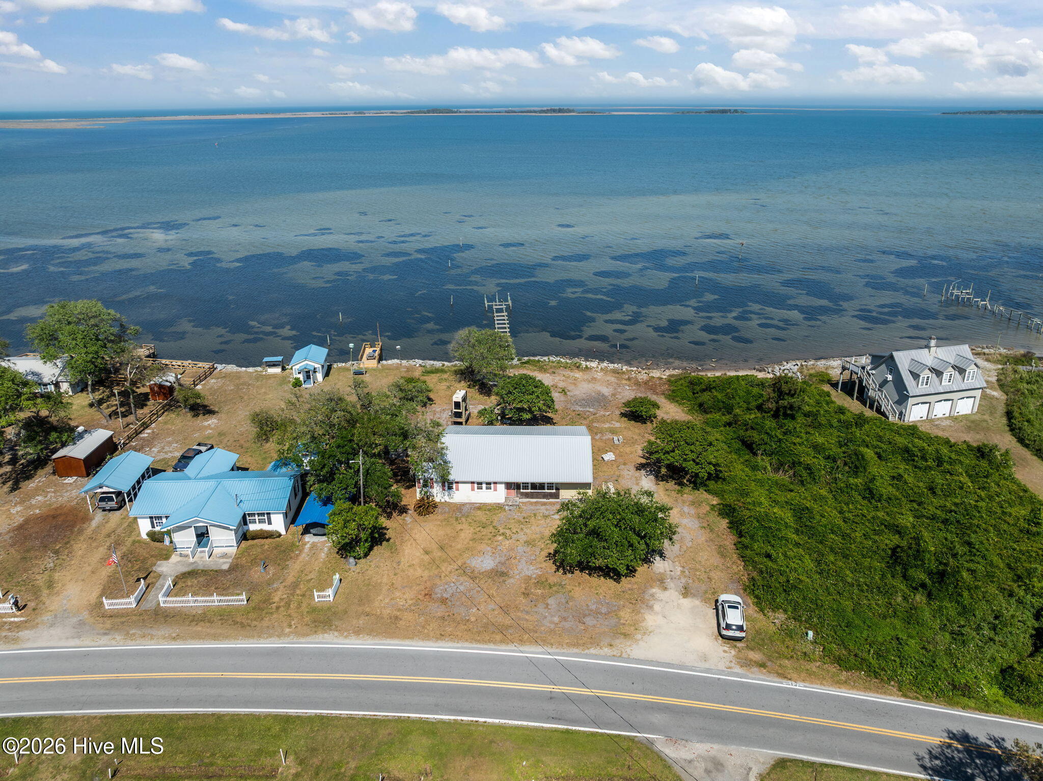 2472 Cedar Island Road