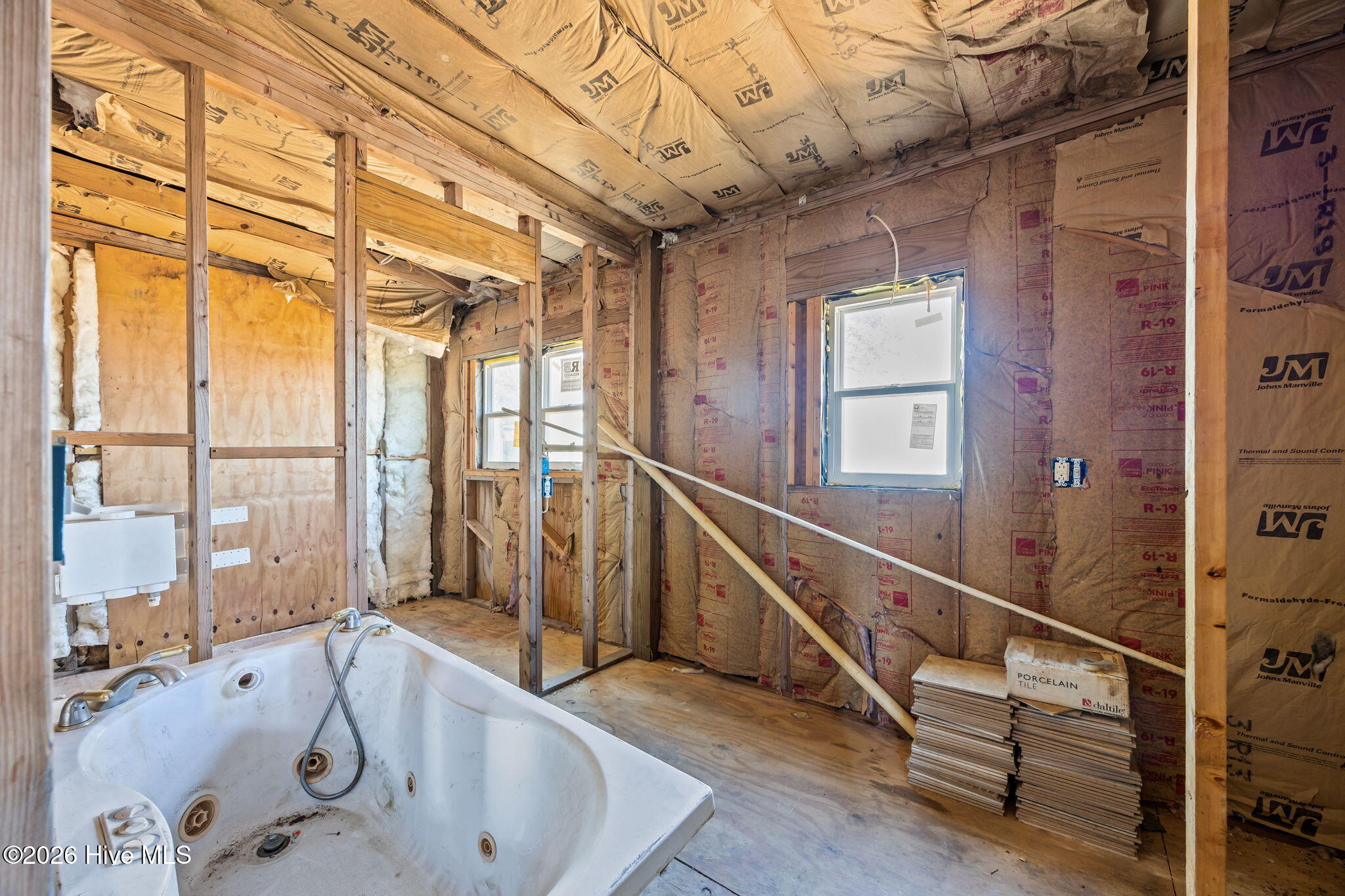 2472 Cedar Island Road