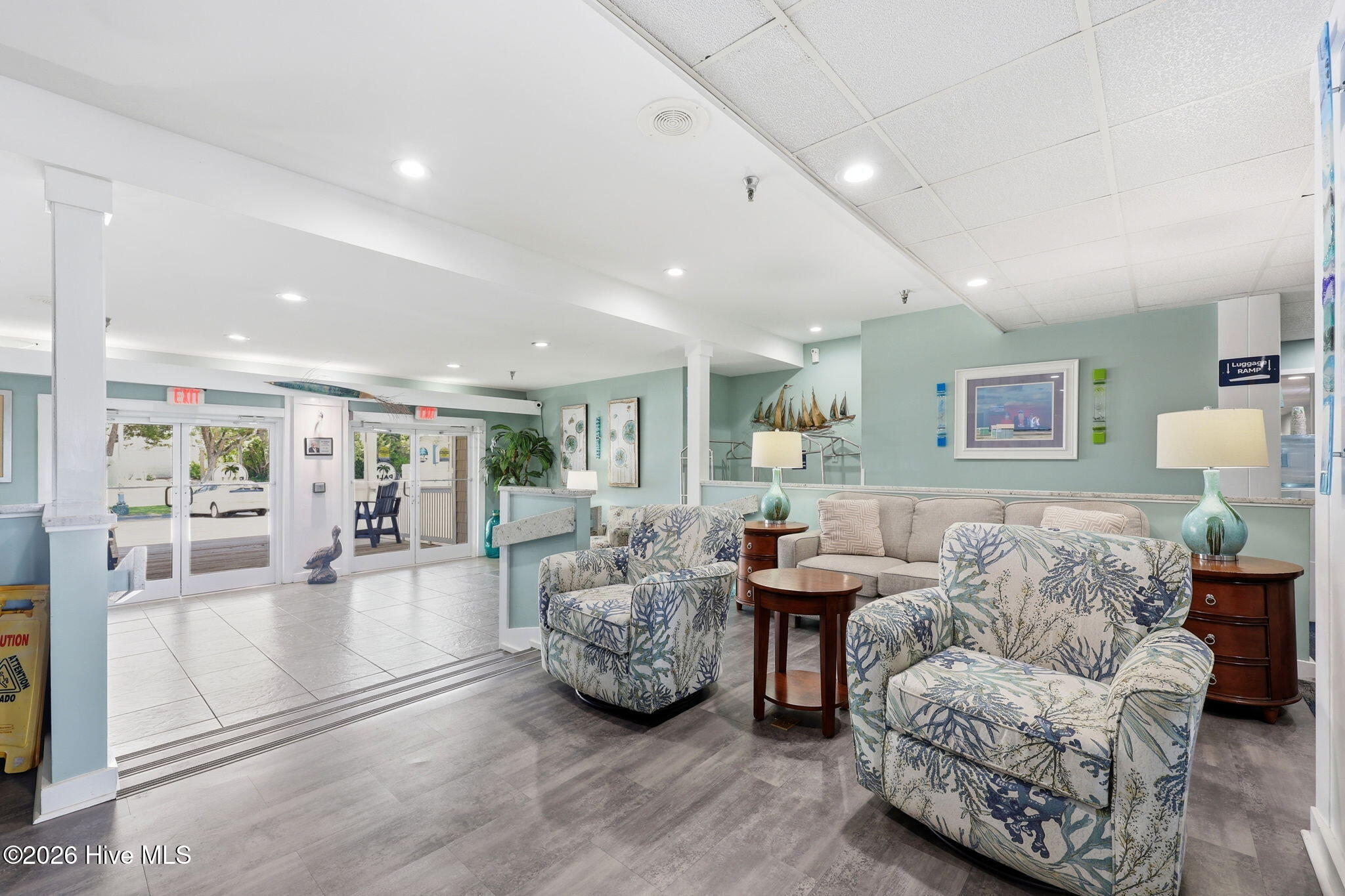 602 W Ft Macon Road 217