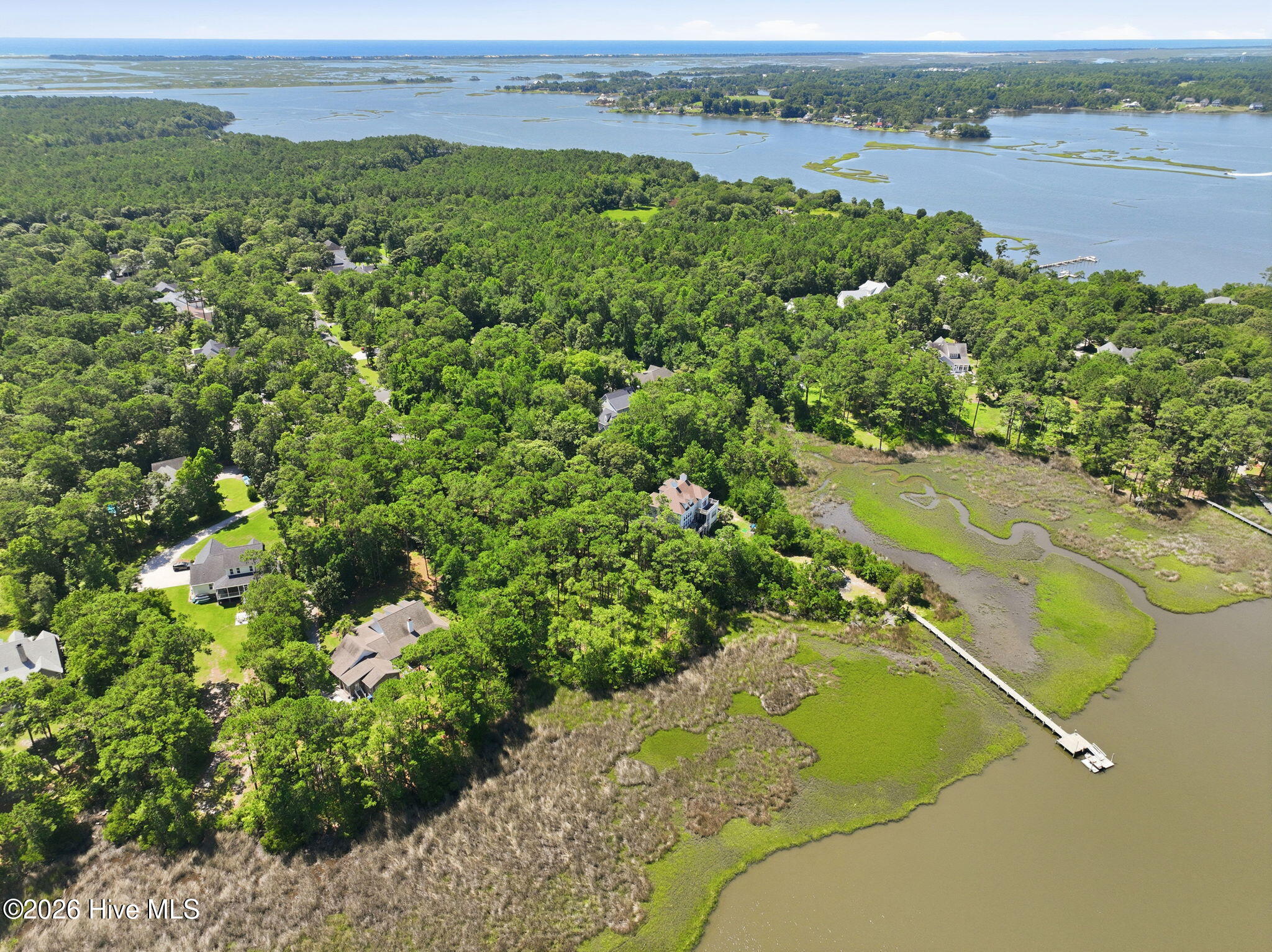123 White Swan Way