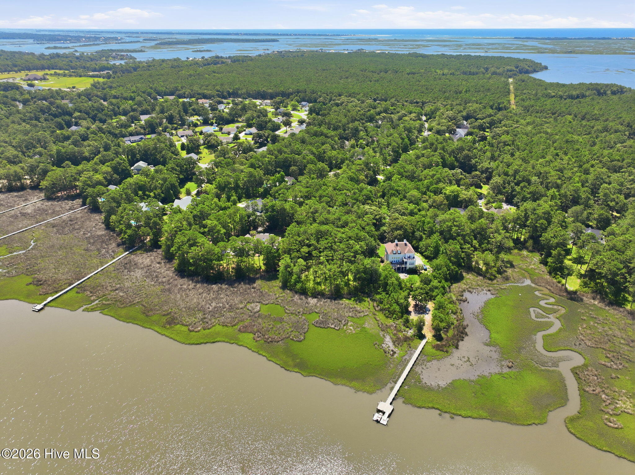 123 White Swan Way