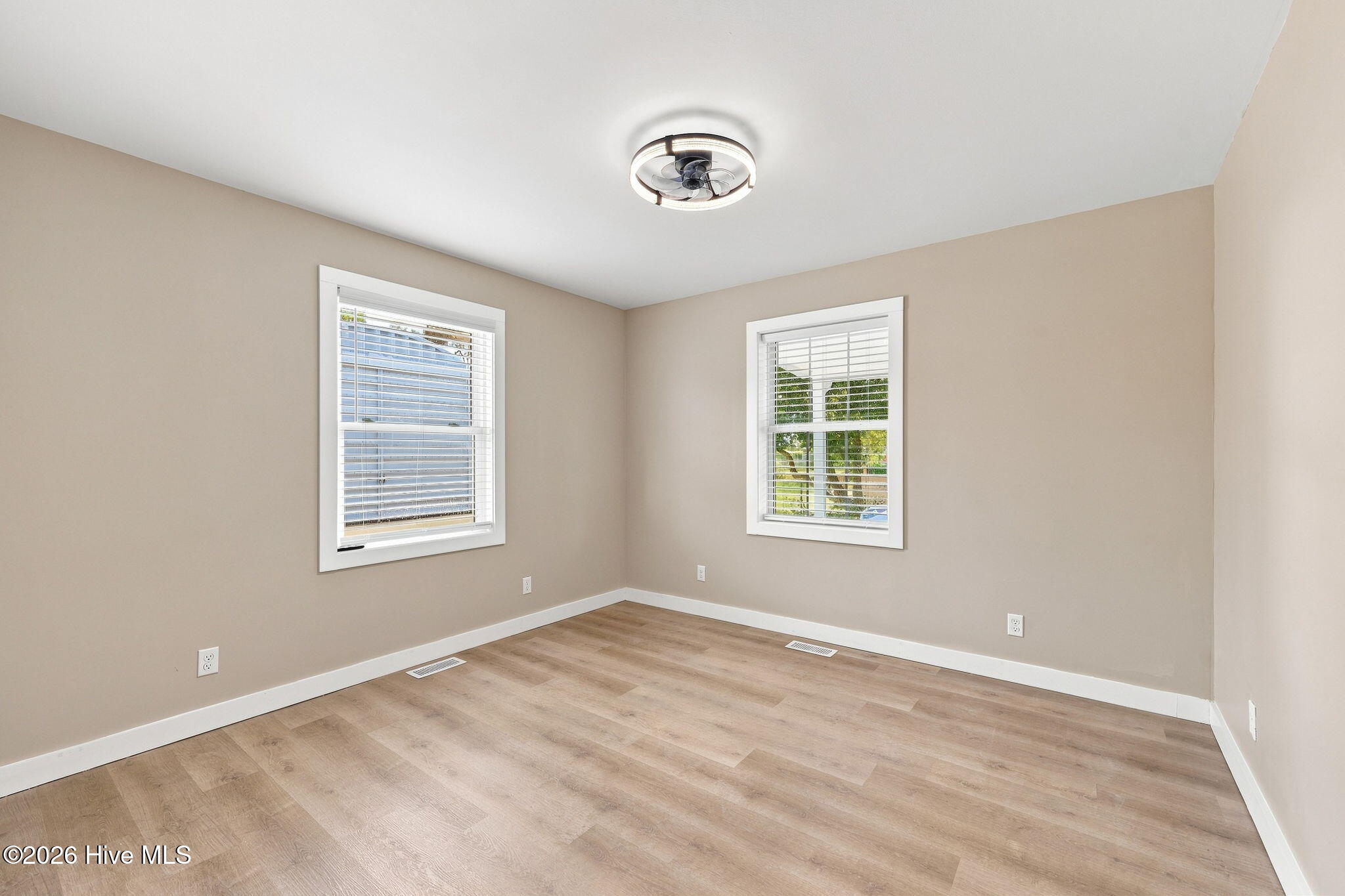 377 Diamond City Drive
