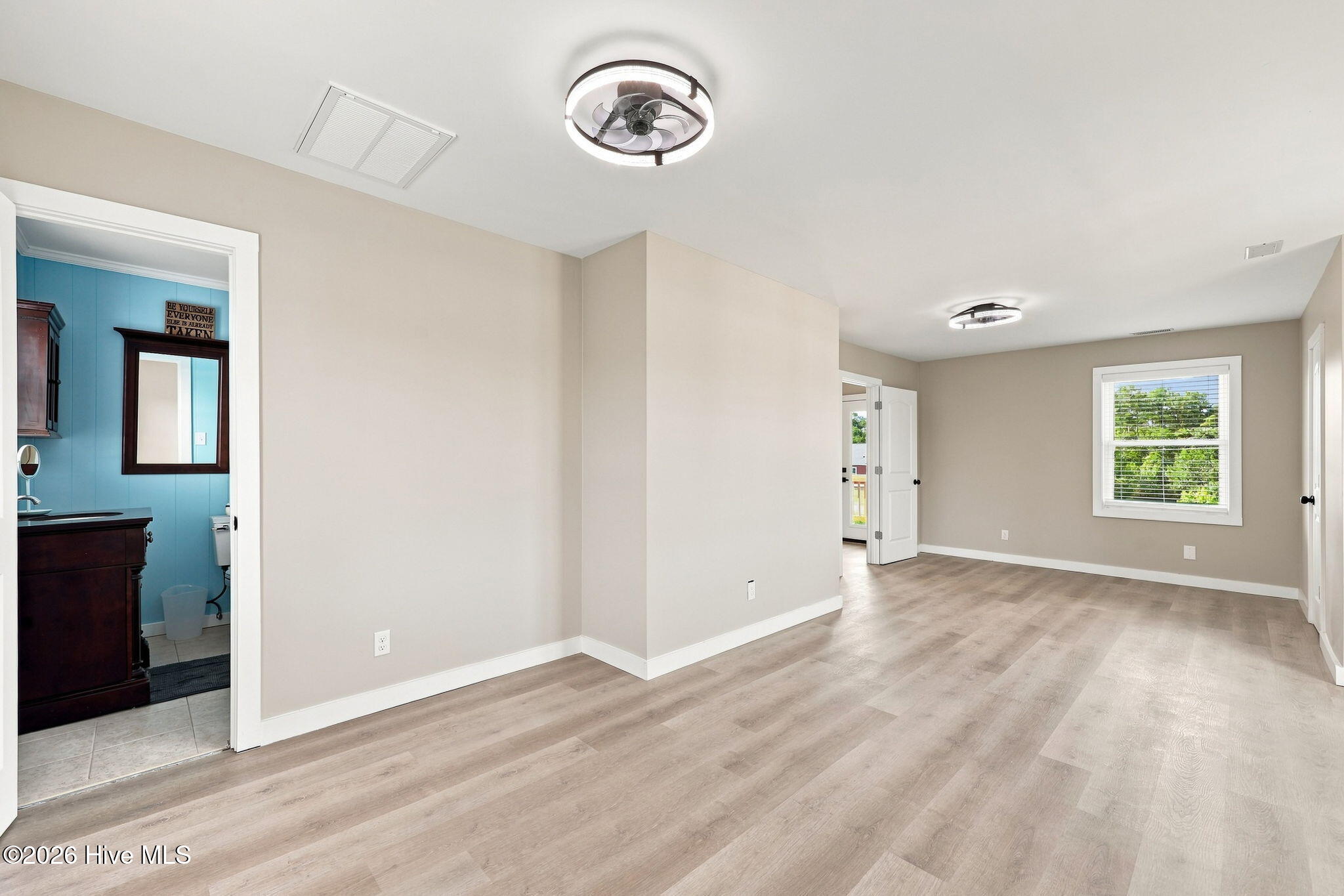 377 Diamond City Drive