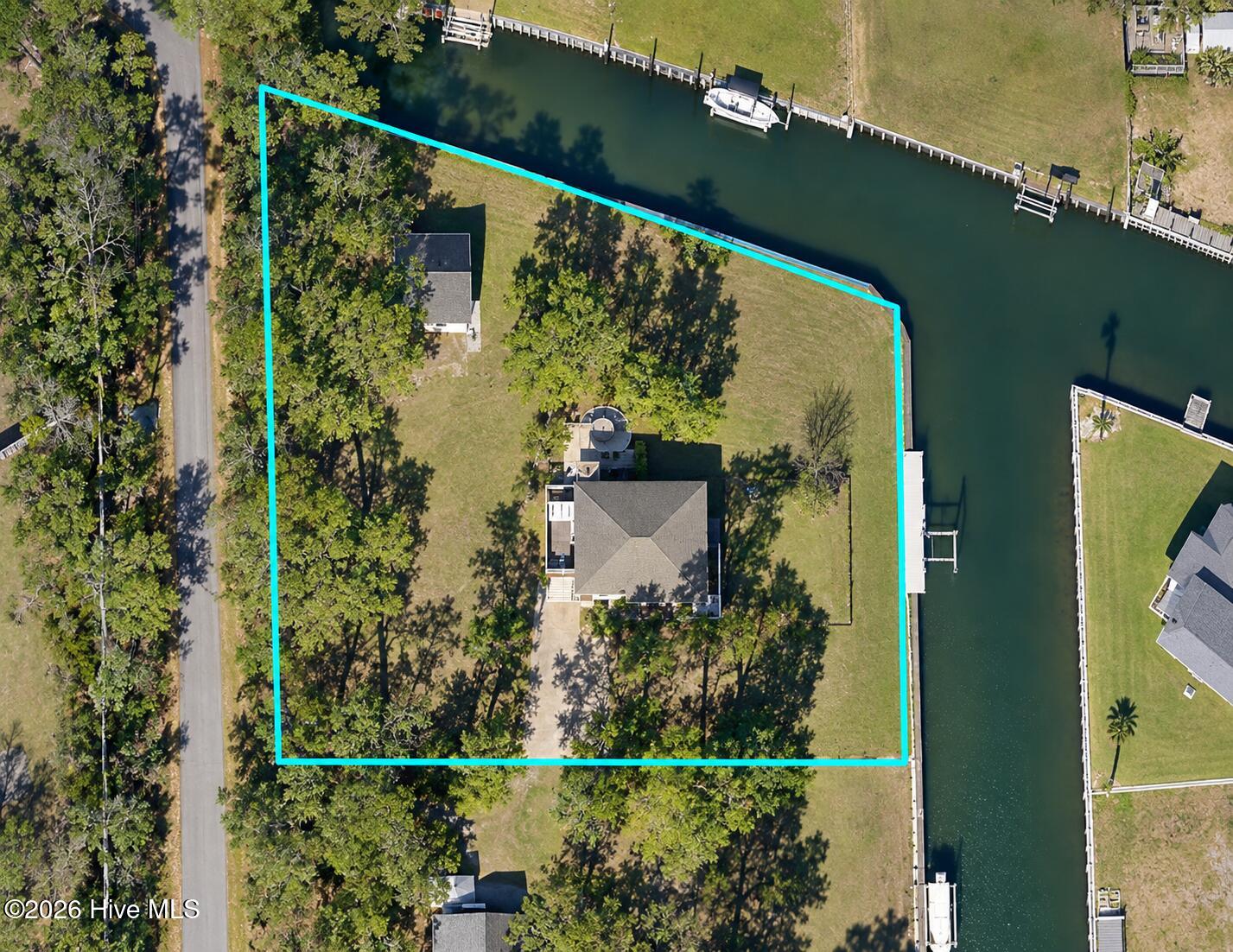 315 Holly Lane