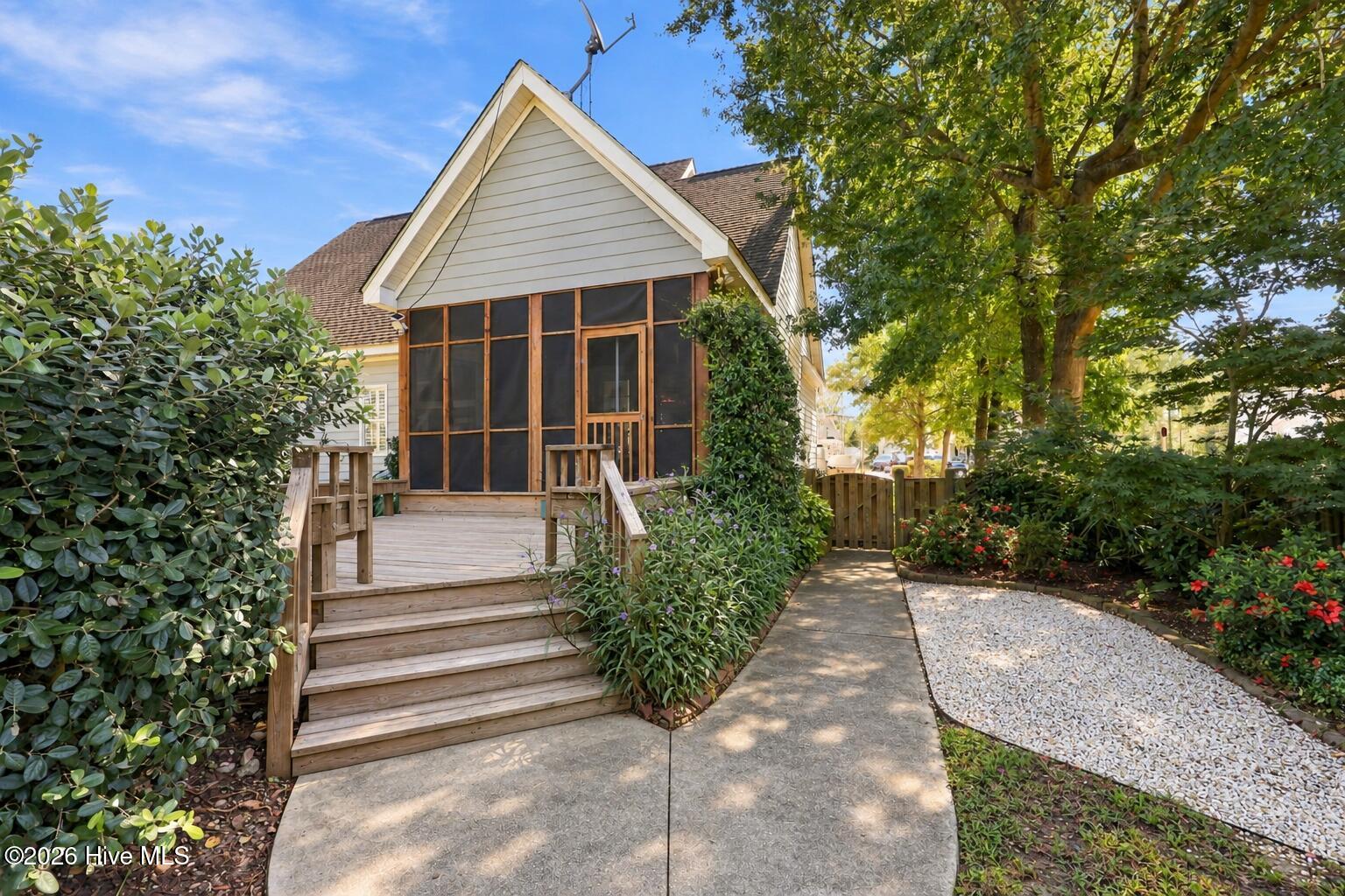 1931 Kingfisher Drive