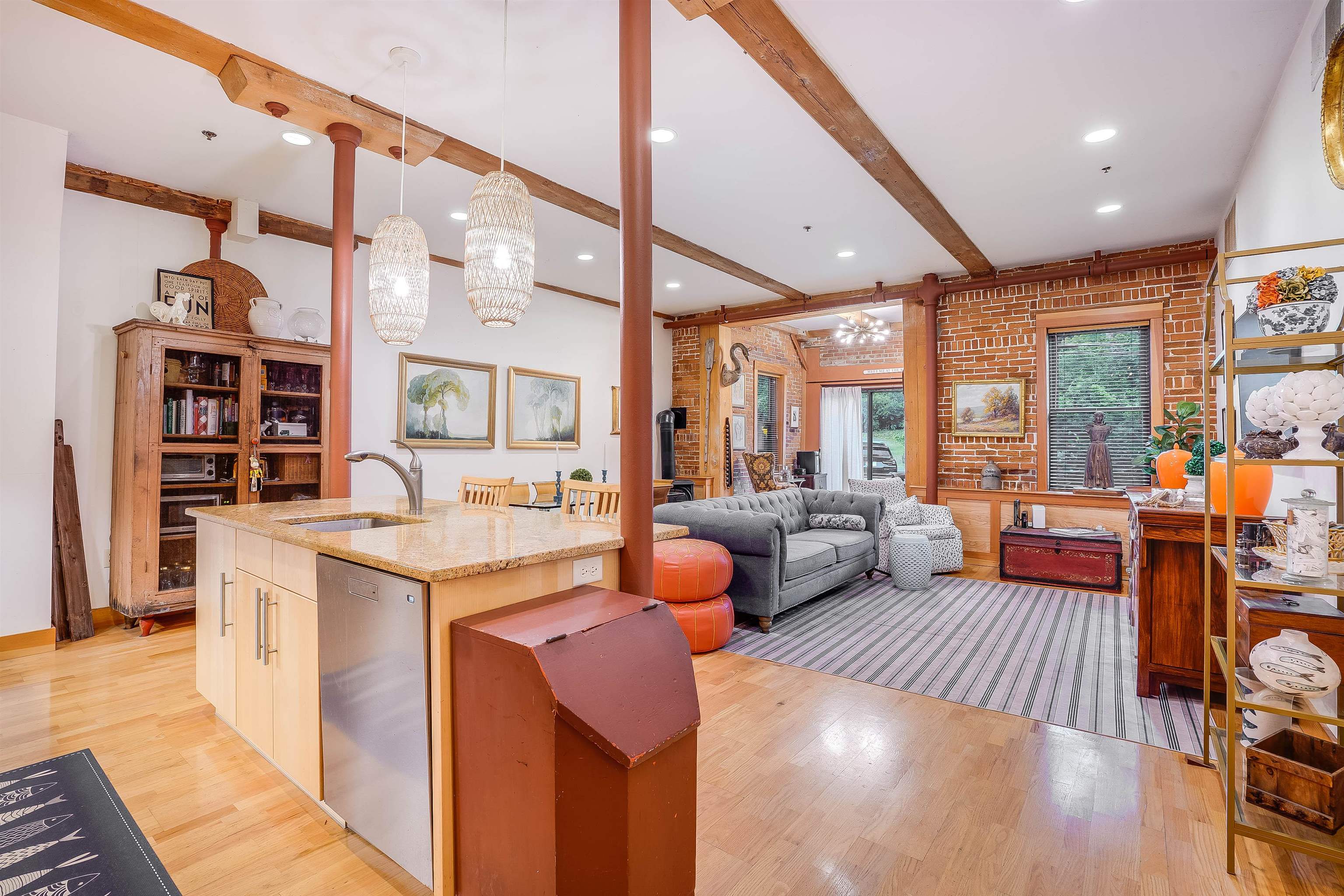 50 Jaffrey Road Unit: 4