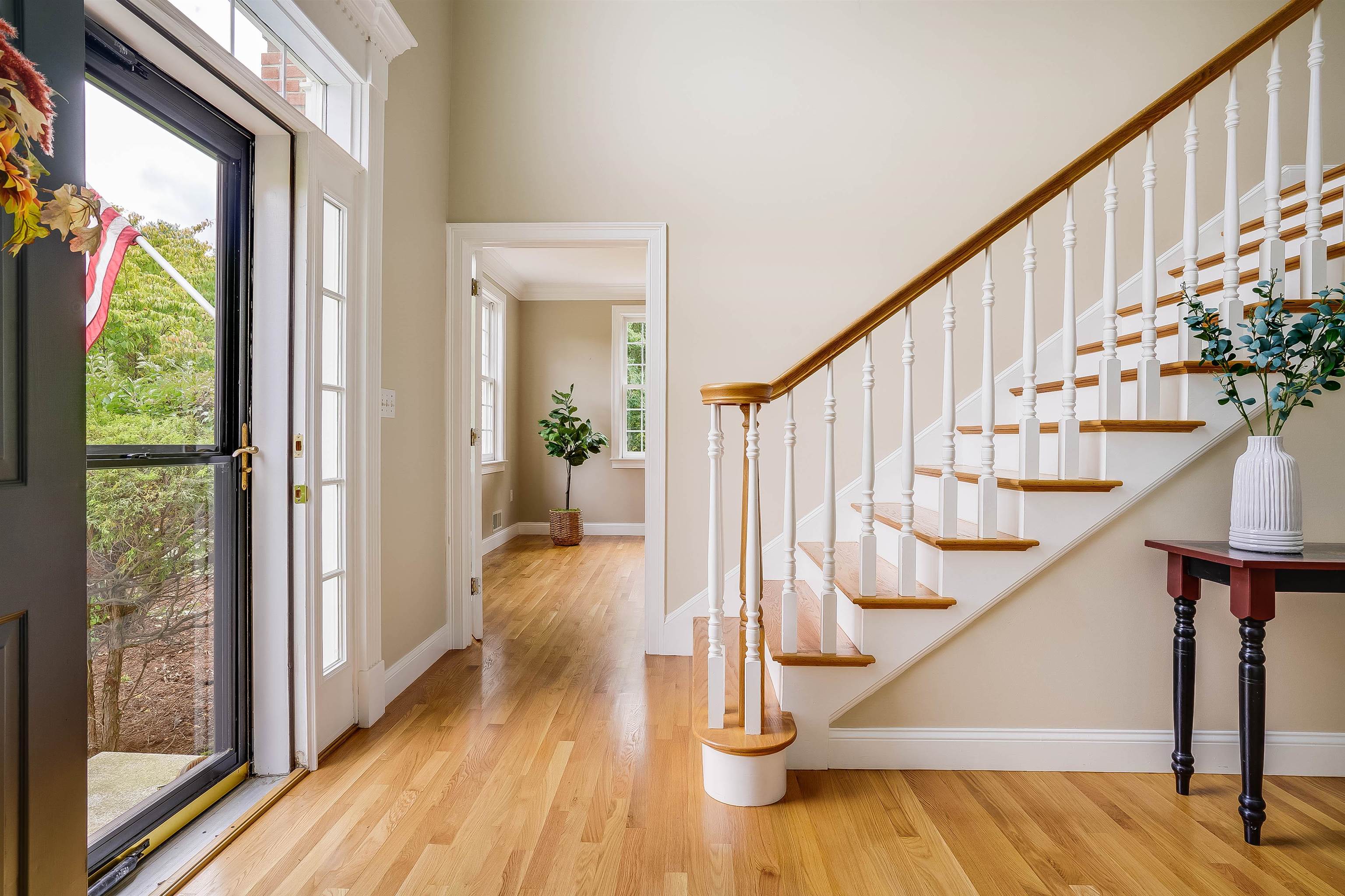 11 New South Drive