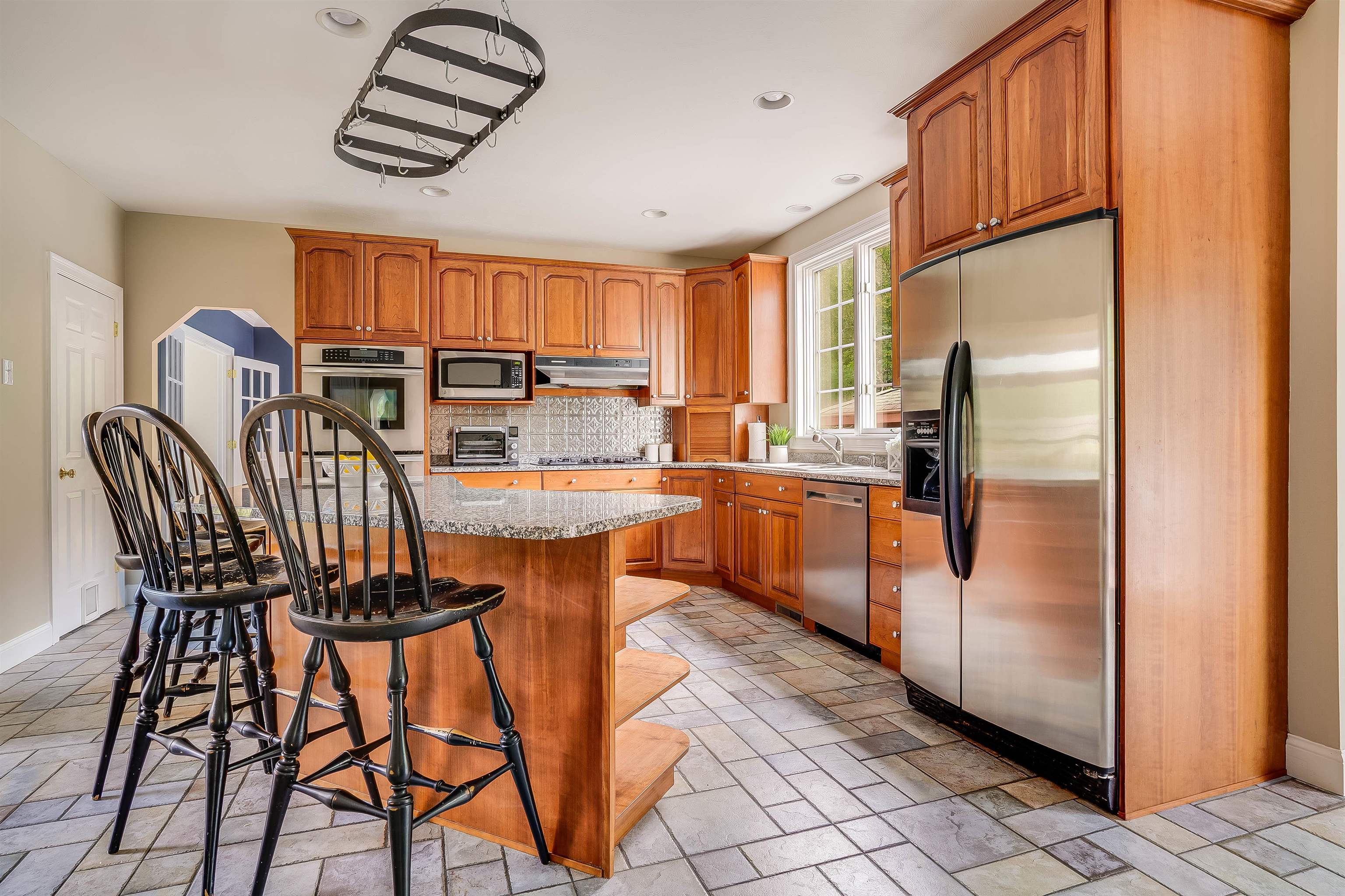 11 New South Drive