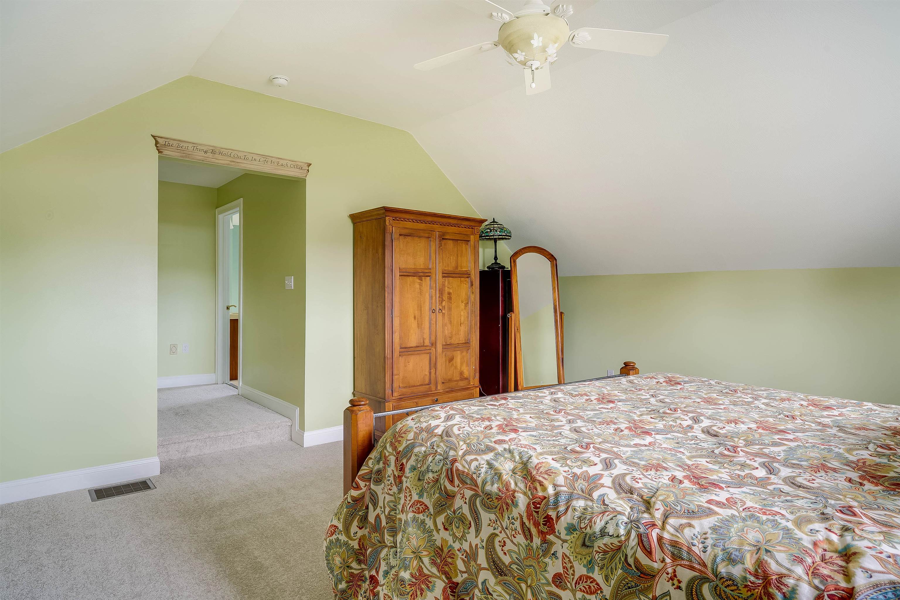 11 New South Drive