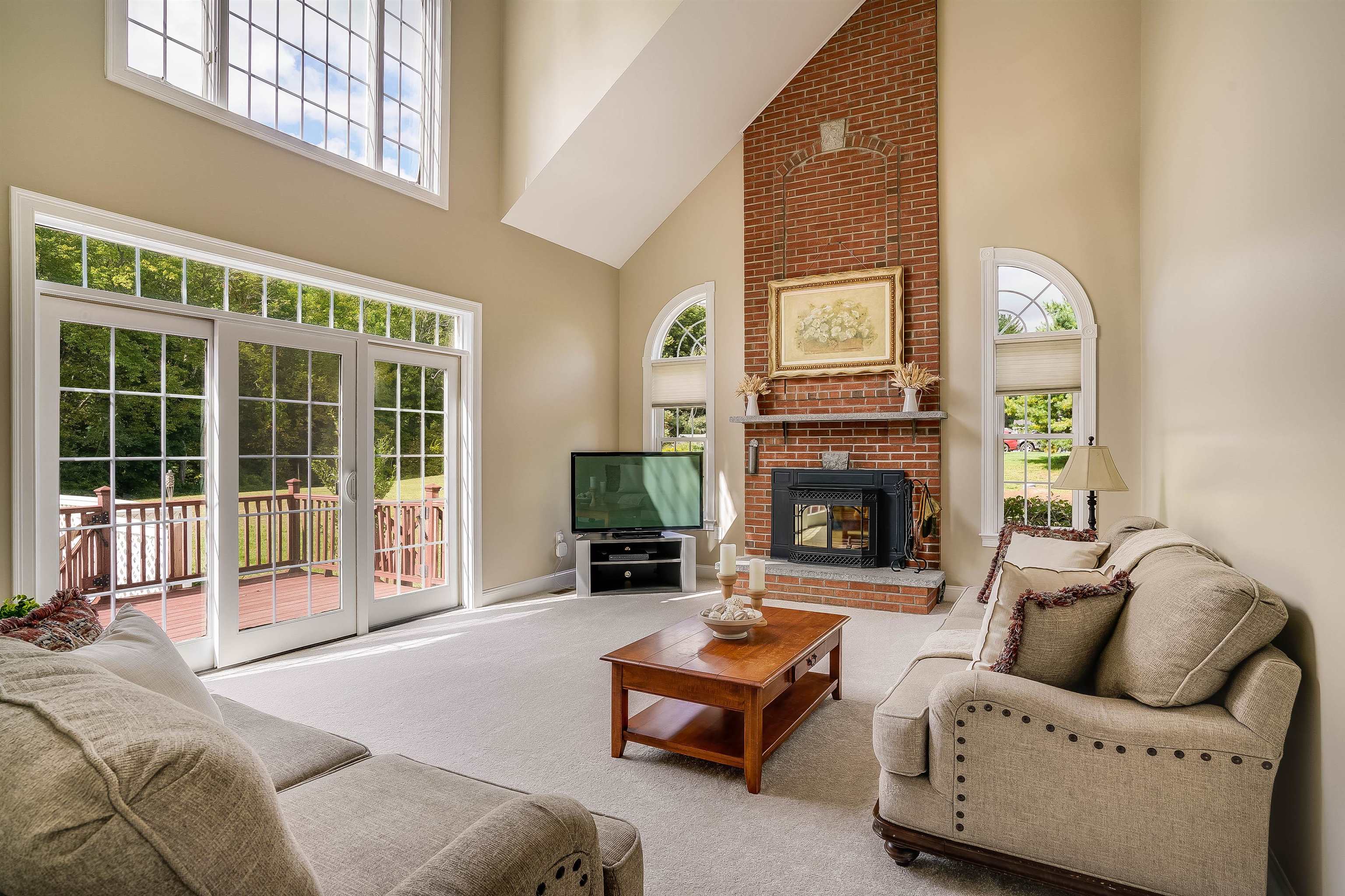 11 New South Drive