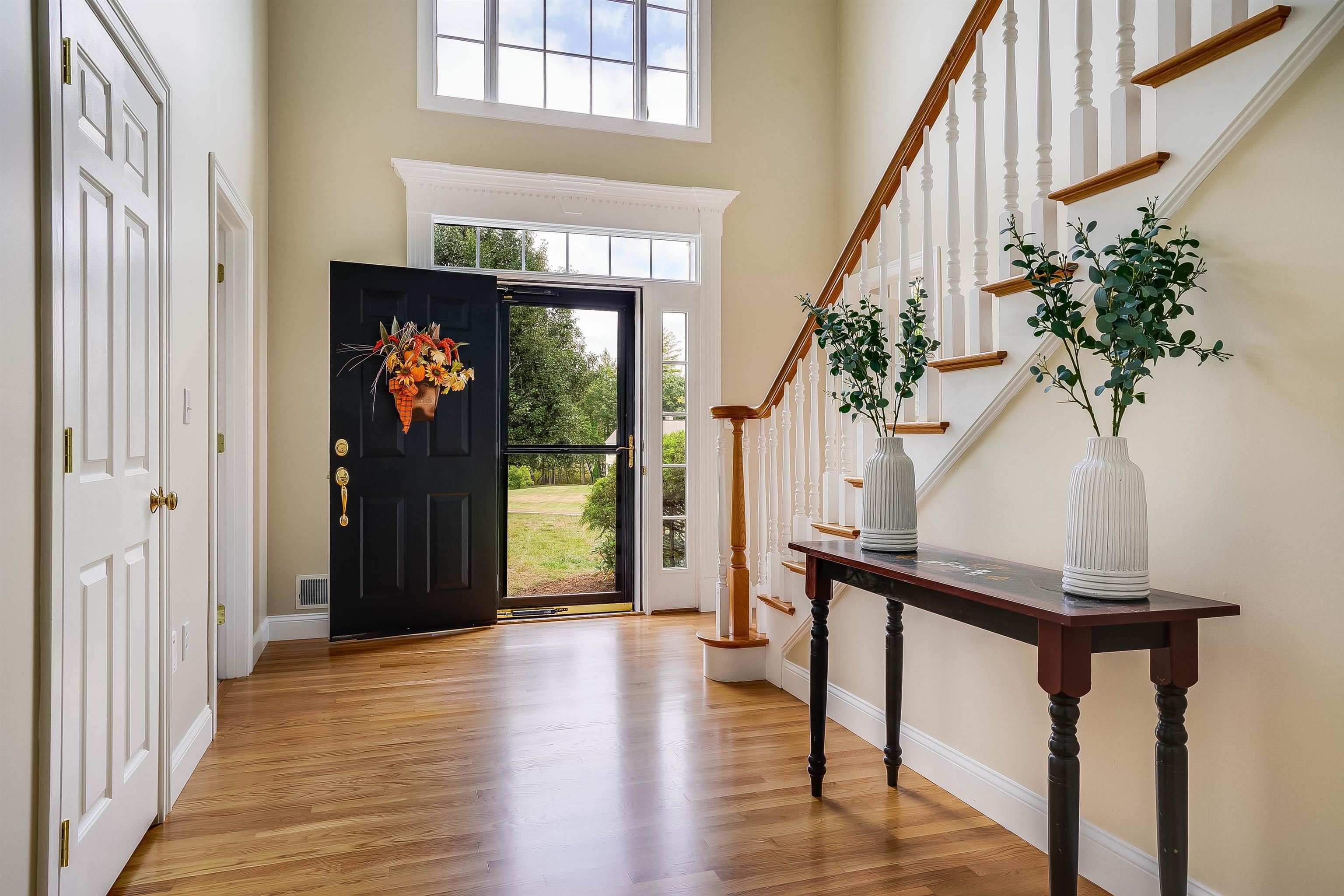 11 New South Drive