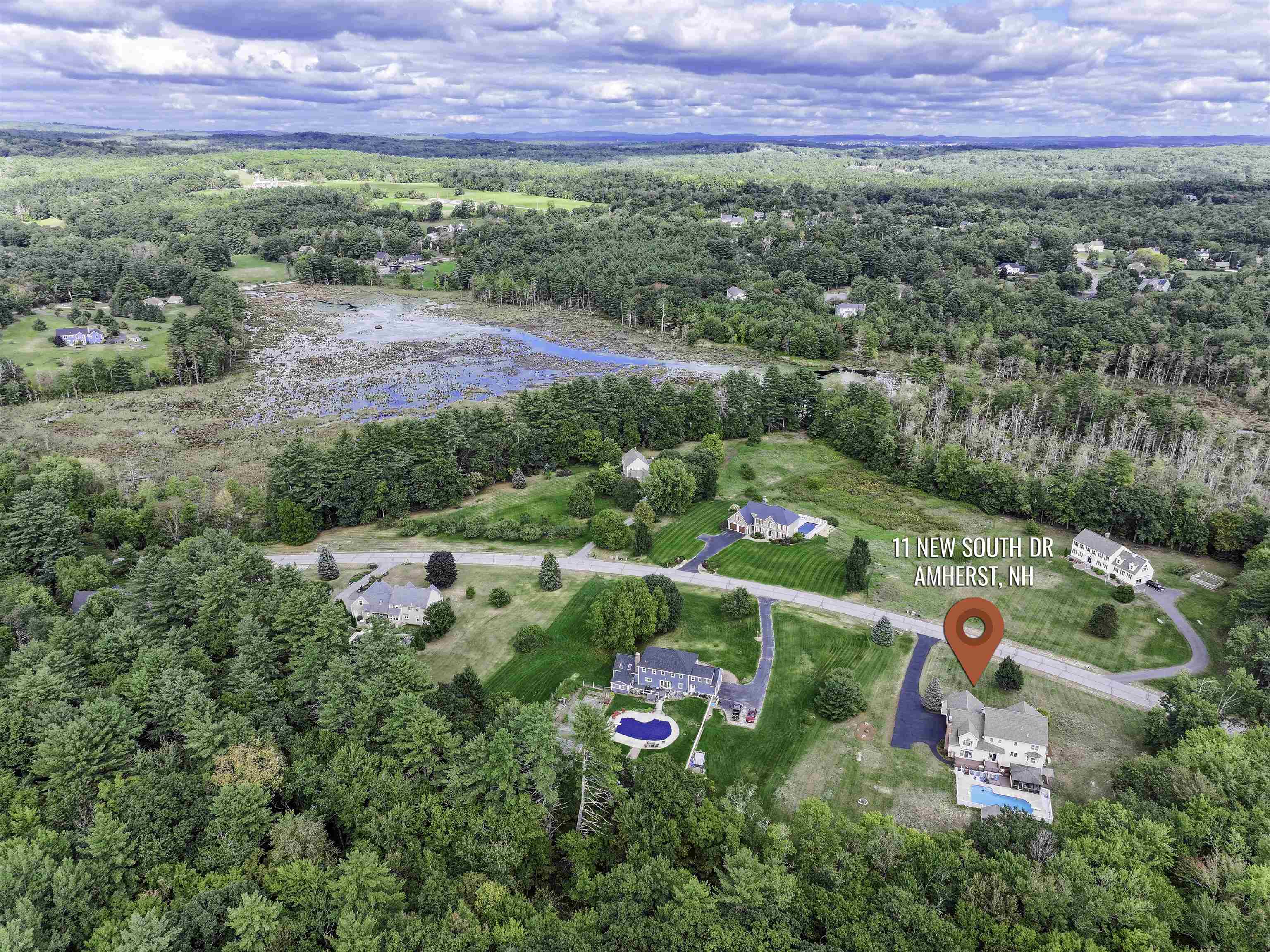 11 New South Drive