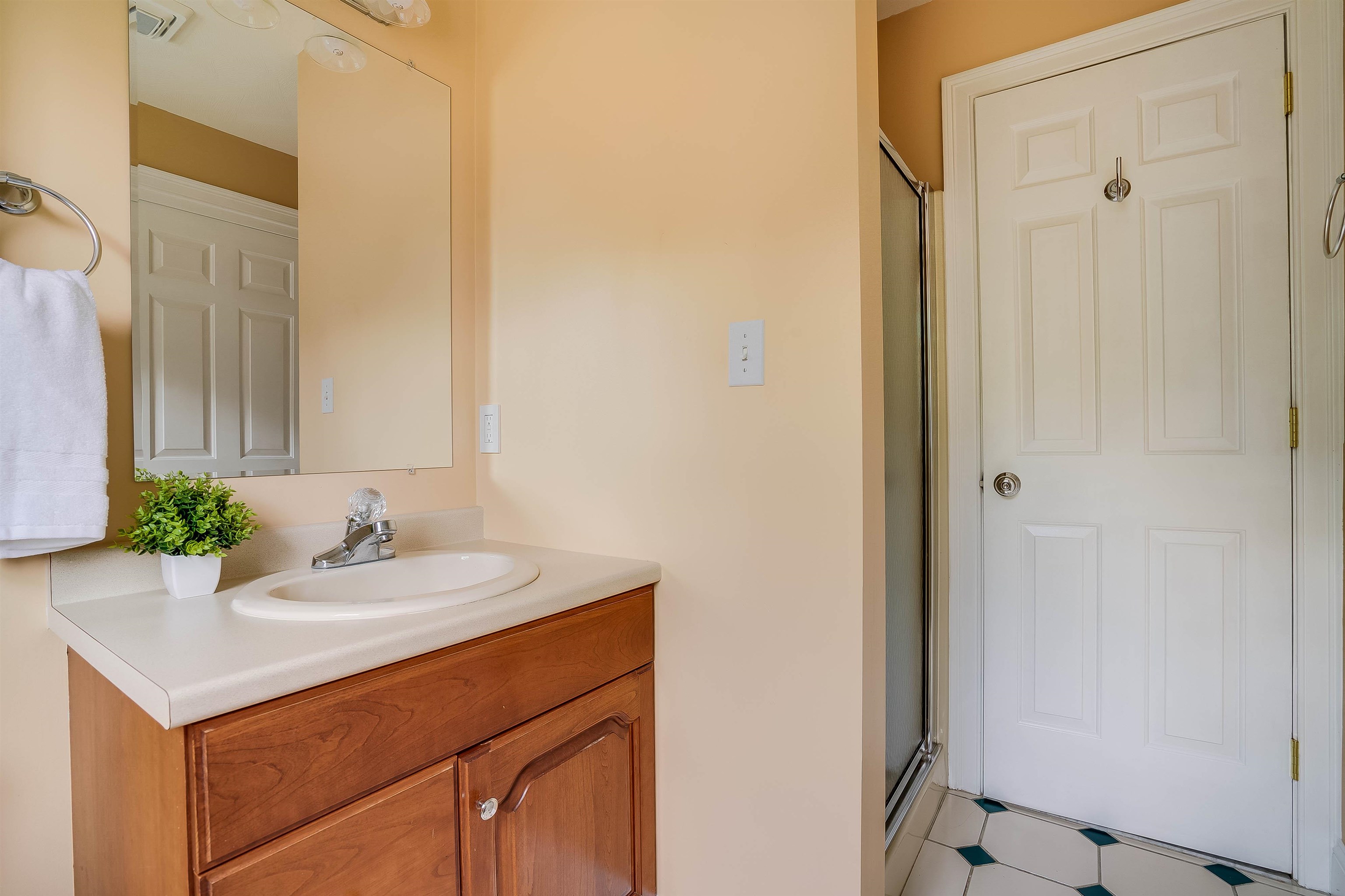11 New South Drive